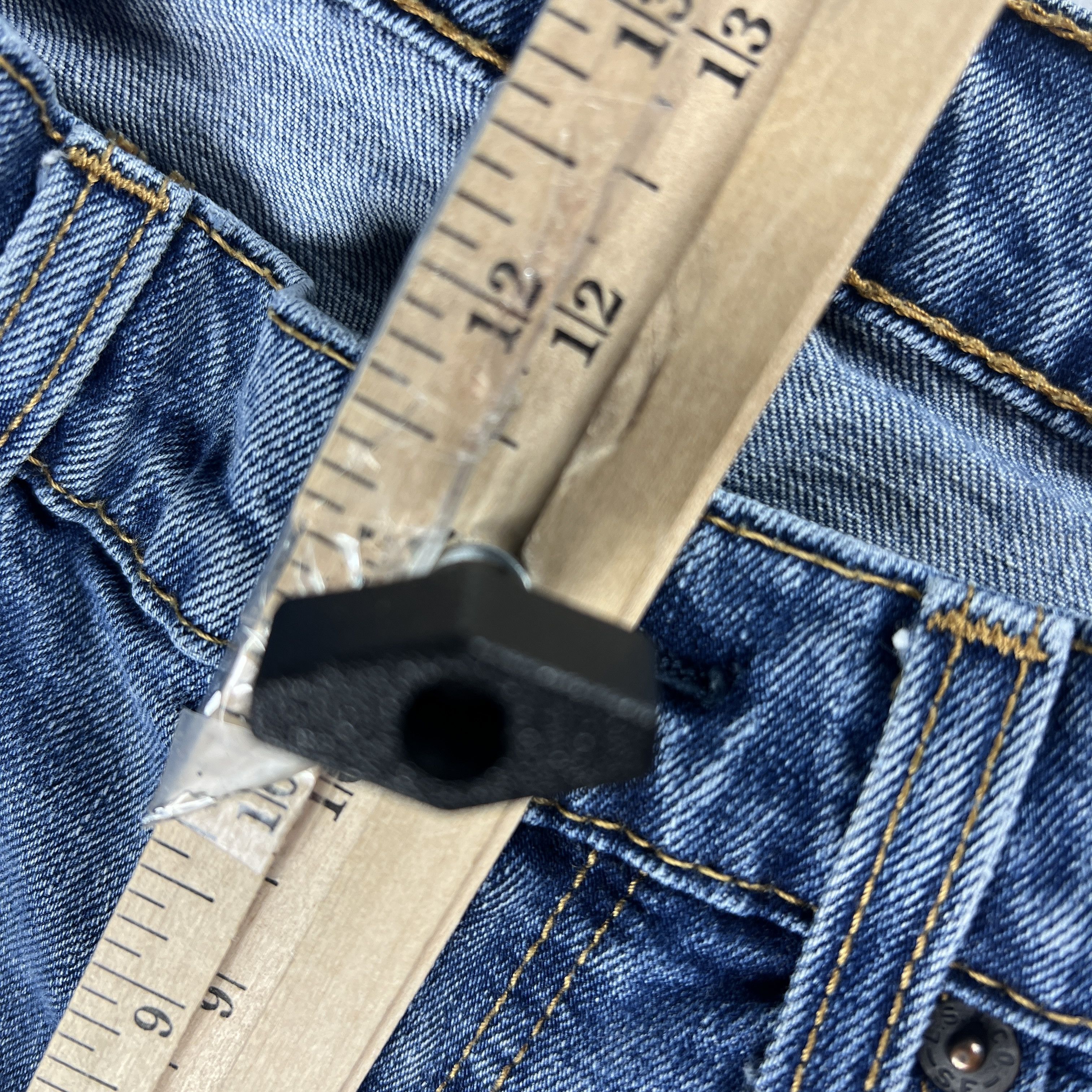 Levi's Levi's Jeans 505 Straight Leg Blue Faded Stretch Denim Size US 34 / EU 50 - 22 Thumbnail