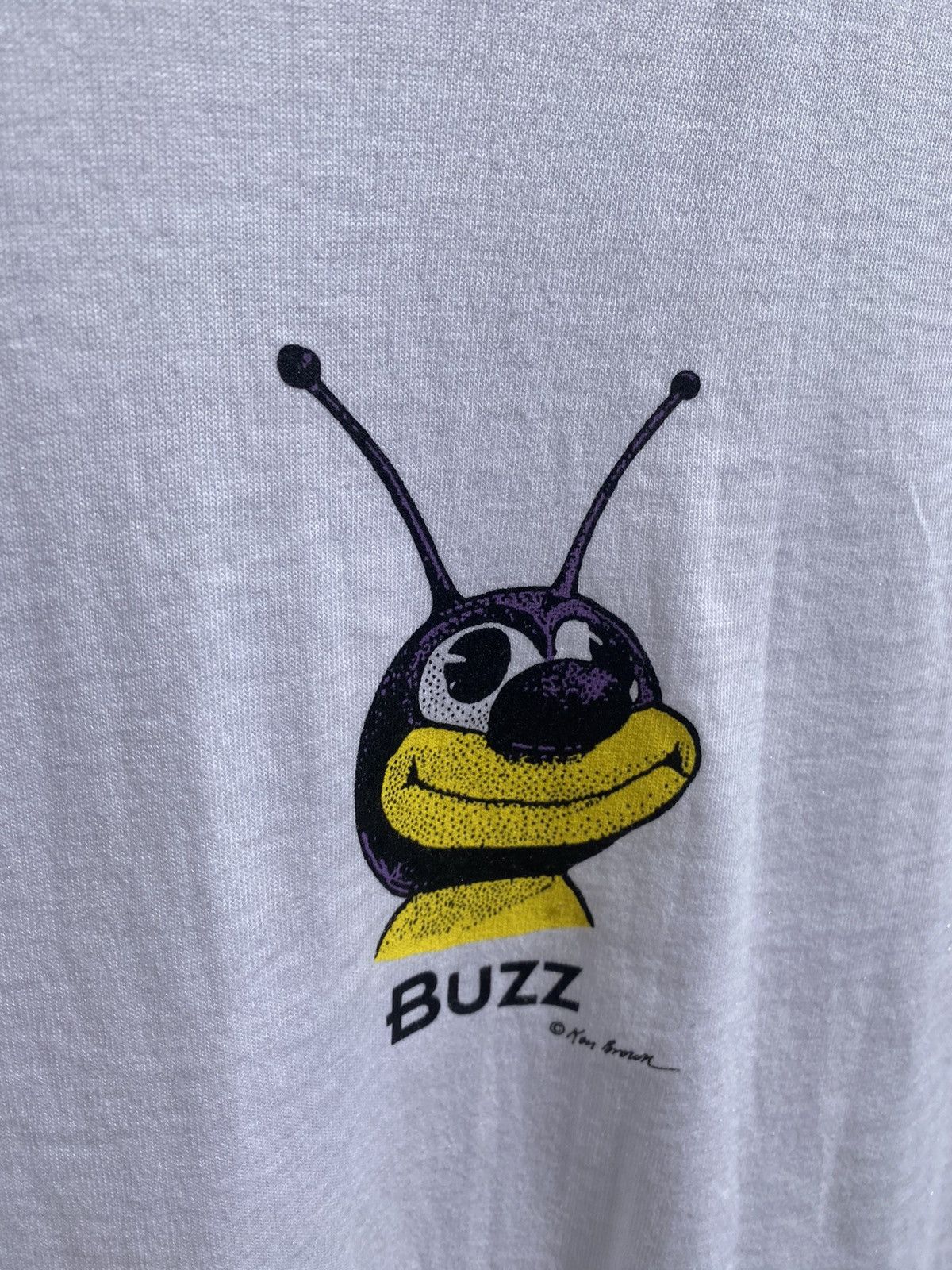 Vintage Ken Brown 90’s Buzz T-Shirt Size US M / EU 48-50 / 2 - 5 Thumbnail