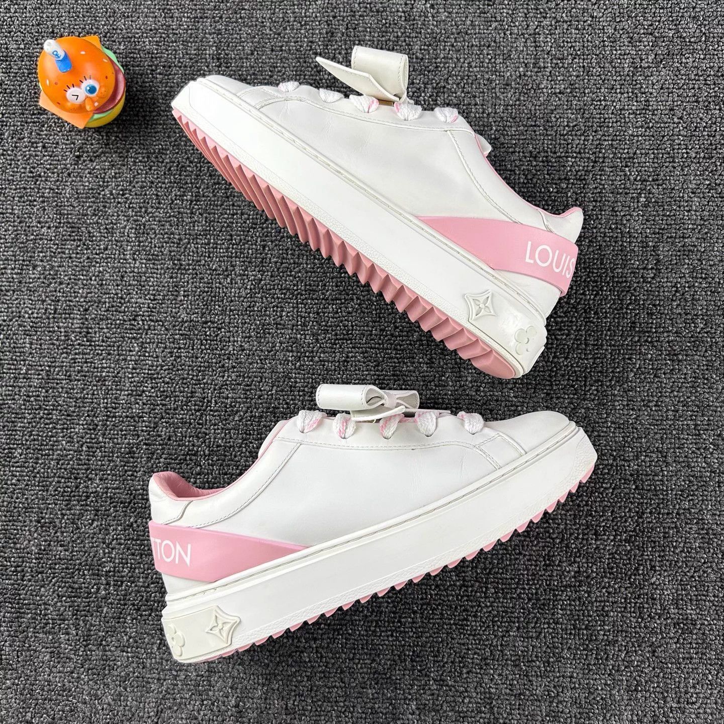 Louis Vuitton LV Pink & White Colorblock Bow Trainer Women's 36 Size US 5 / IT 35 - 4 Thumbnail