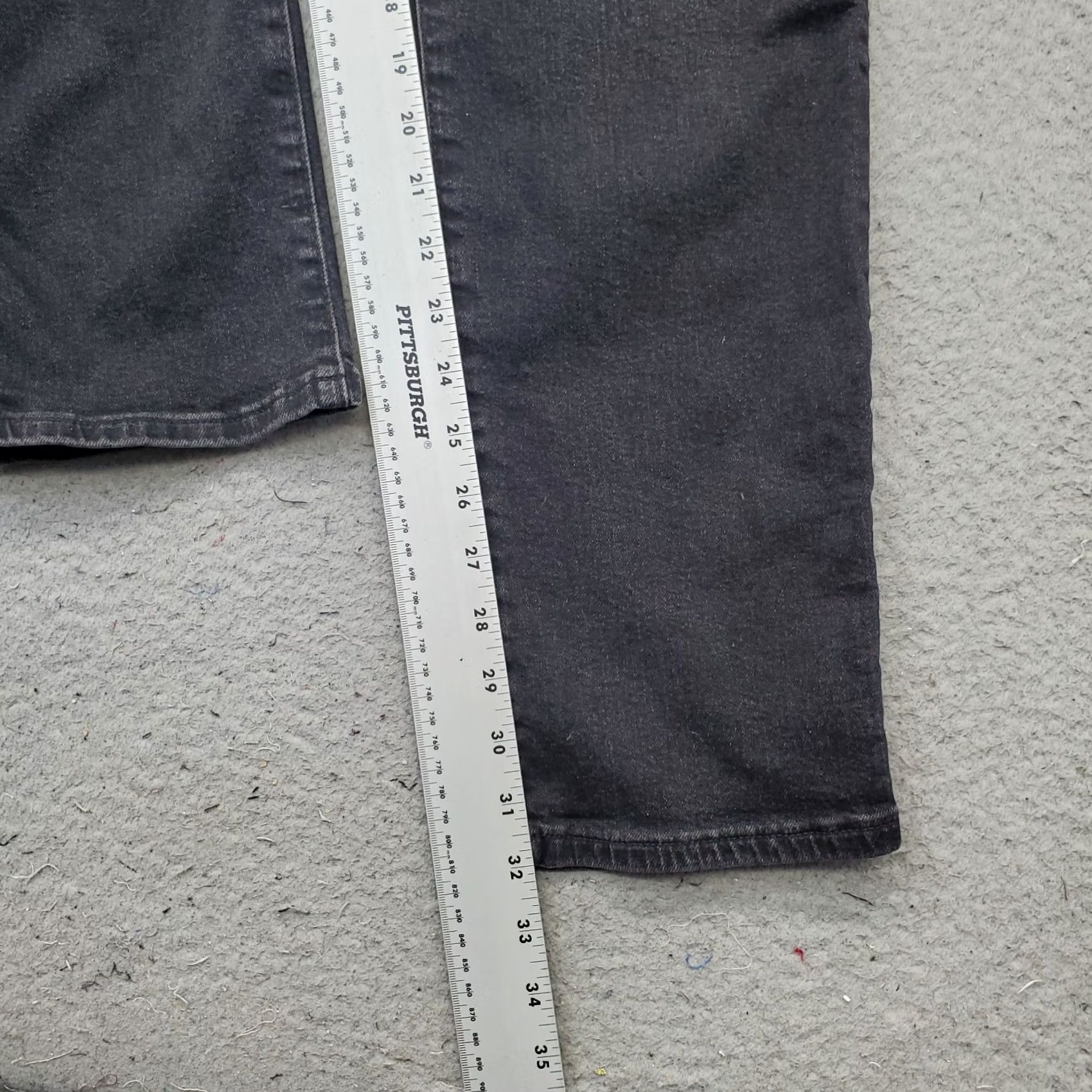 American Eagle Outfitters American Eagle Outfitters Jeans Womens Size 29 Black Denim Athletic Straight Leg 5-Pocket Design Size 24" / US 00 / IT 34 - 4 Thumbnail