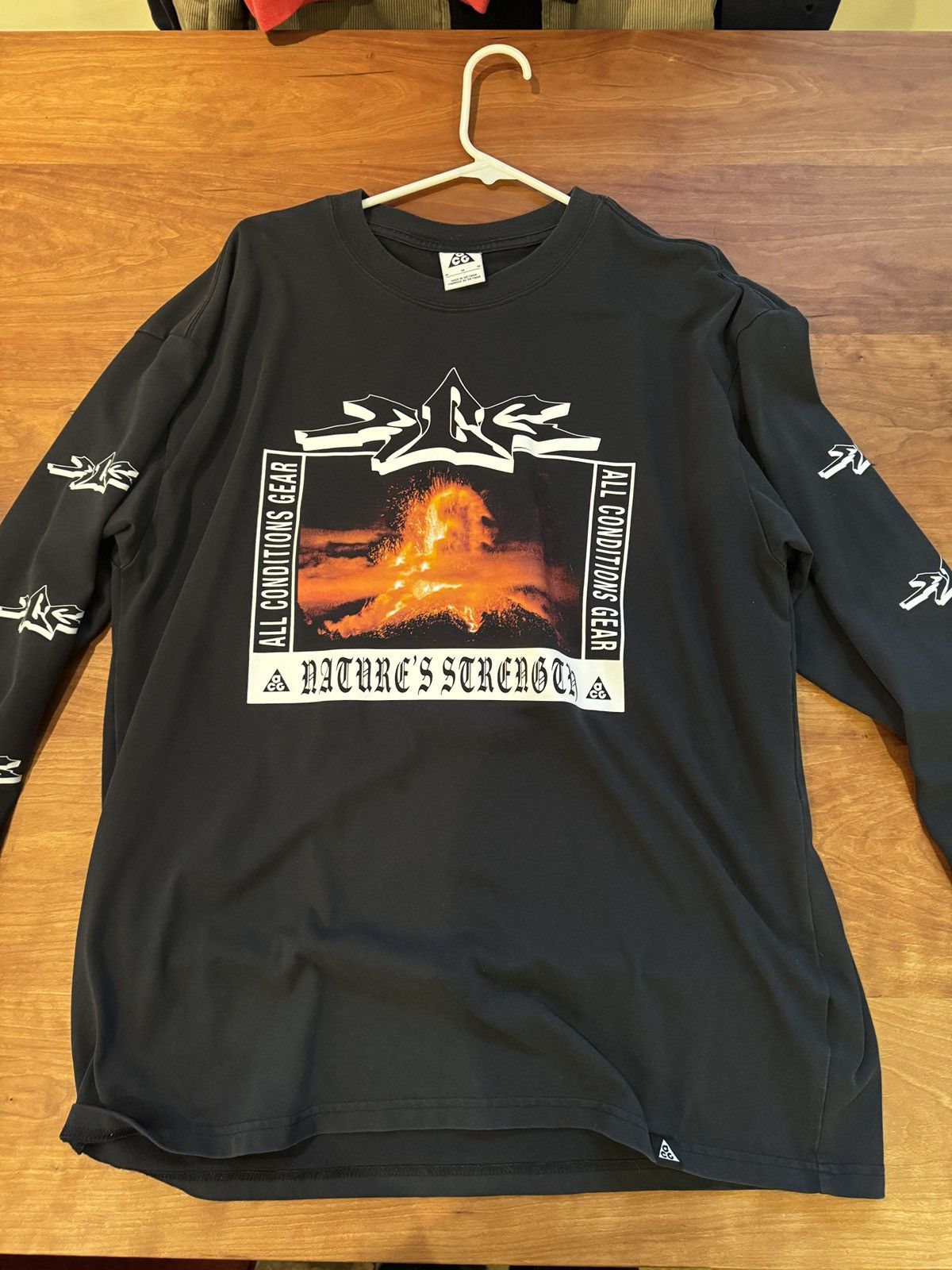 Nike All Conditions Gear black Long Sleeve Size US M / EU 48-50 / 2 - 1 Thumbnail