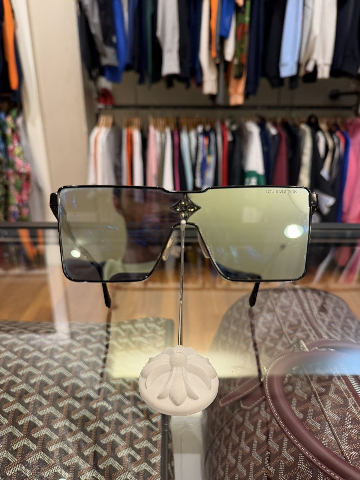 Louis Vuitton Louis Vuitton Cyclone Sunglasses - Black Size ONE SIZE - 2 Thumbnail