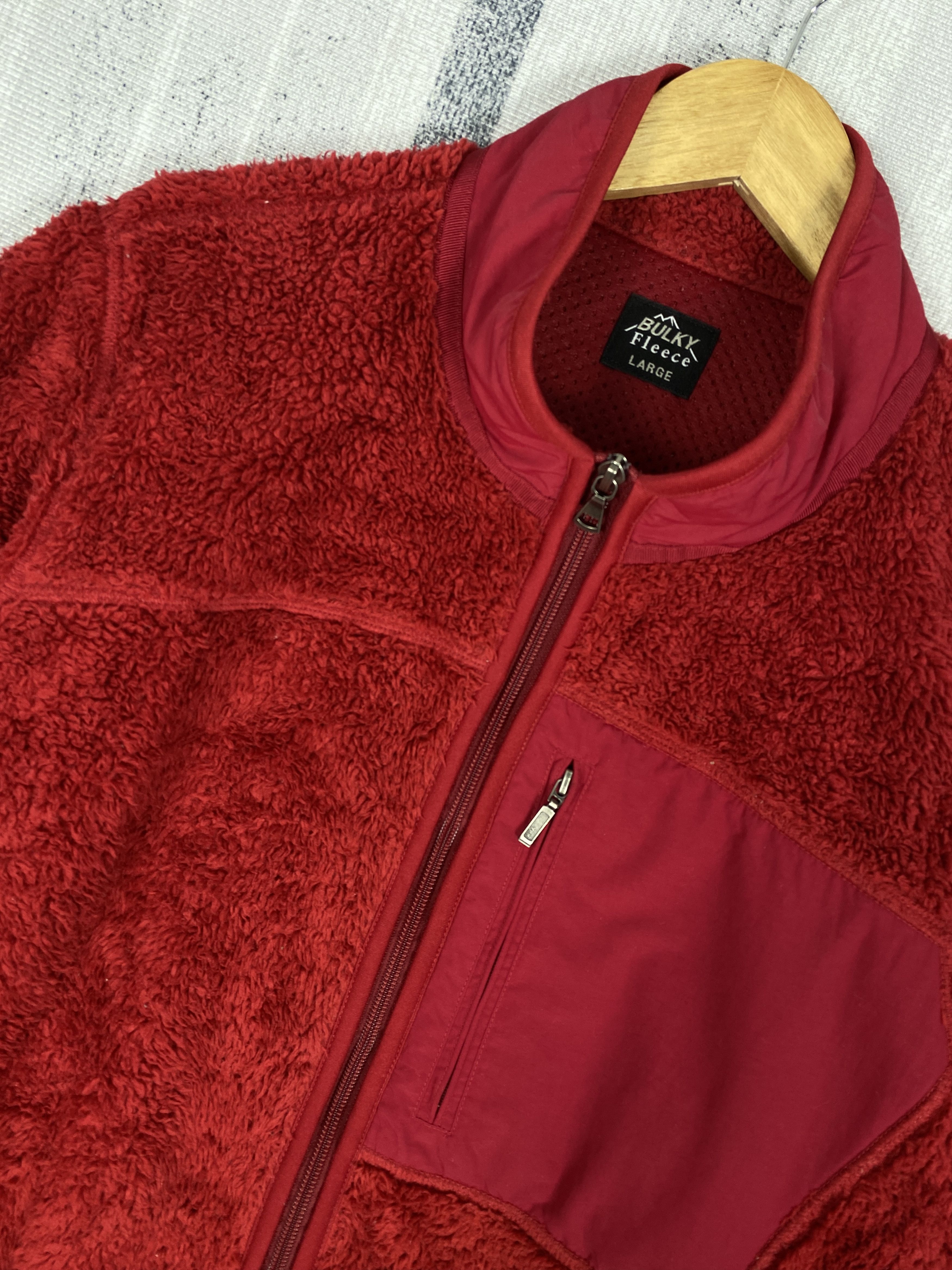 Uniqlo Vintage Uniqlo Bulky Fleece Jacket Size US S / EU 44-46 / 1 - 2 Thumbnail