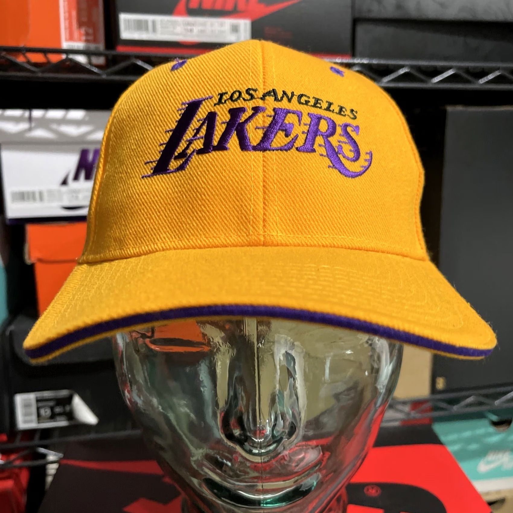 NBA VINTAGE Lakers Hat Los Angeles NBA Adjustable Yellow Size ONE SIZE - 2 Thumbnail