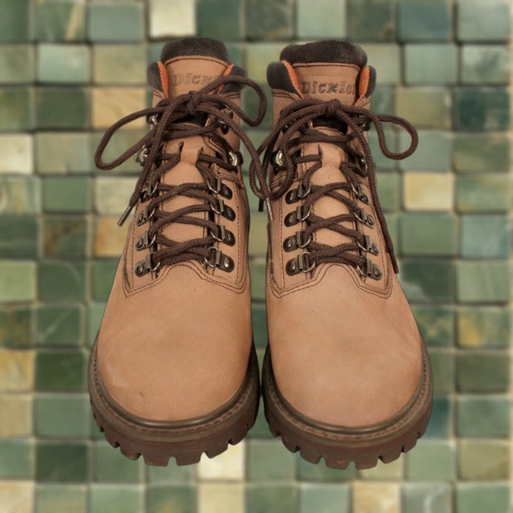 Dickies VTG Dickies Hunting Boots Boots 9 Mens 90s Outdoor Leather Beige Classic Outdoor Work Boots 1990s"} Size US 9 / EU 42 - 1 Thumbnail