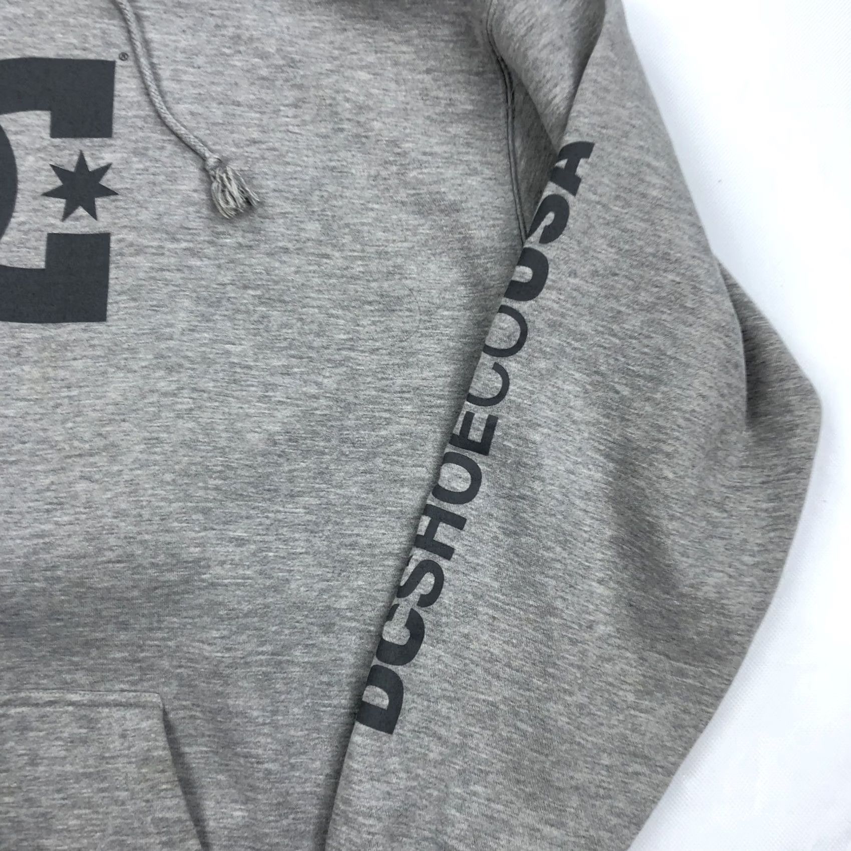 Vintage VINTAGE DC Shoes Hoodie Men XL Gray Logo Graphic Sweatshirt Skate PullOver Pullover Fleece Knit Pocket Hooded Size US XL / EU 56 / 4 - 3 Thumbnail