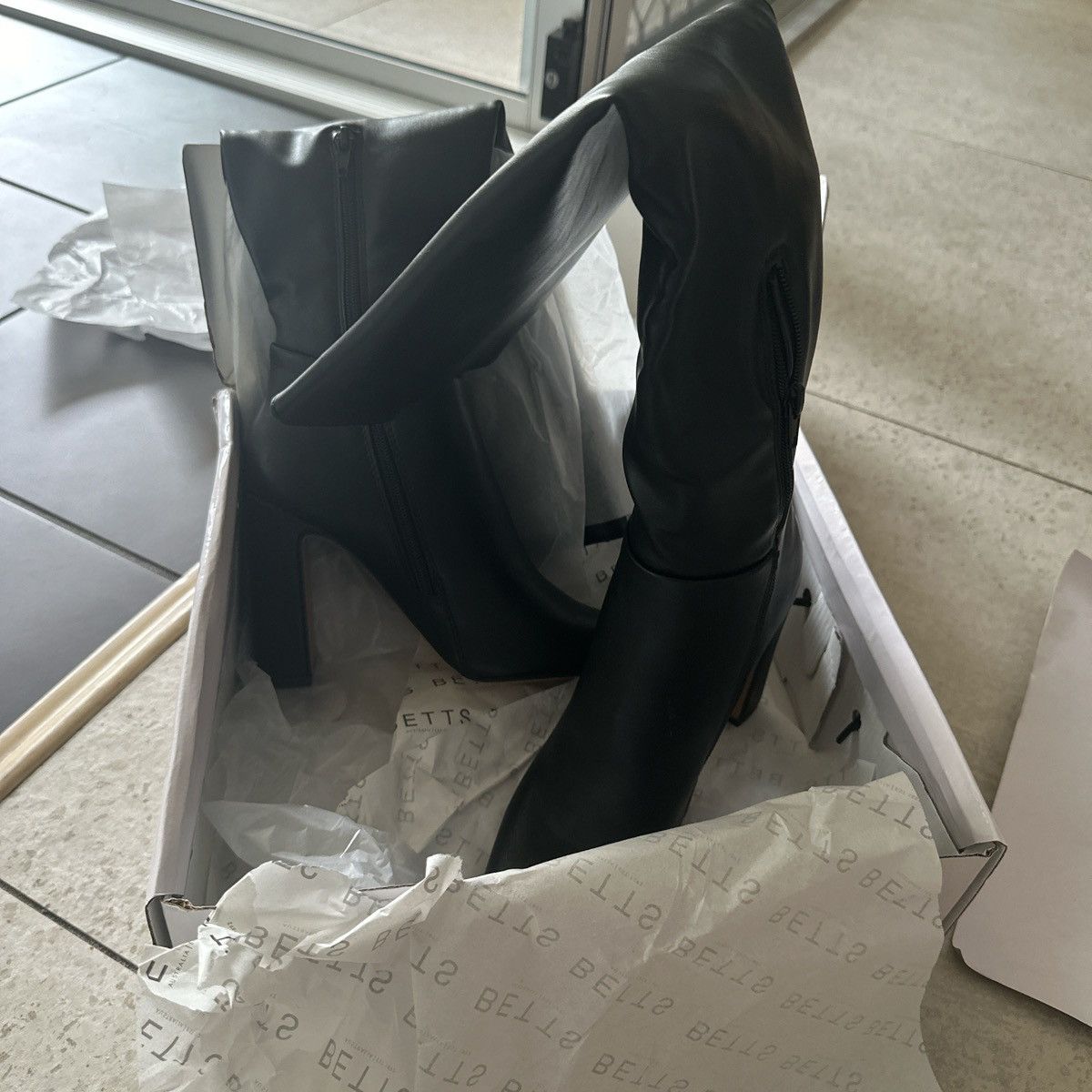 Designer Knee high Ariana Betts boots Size US 6.5 / IT 36.5 - 4 Thumbnail