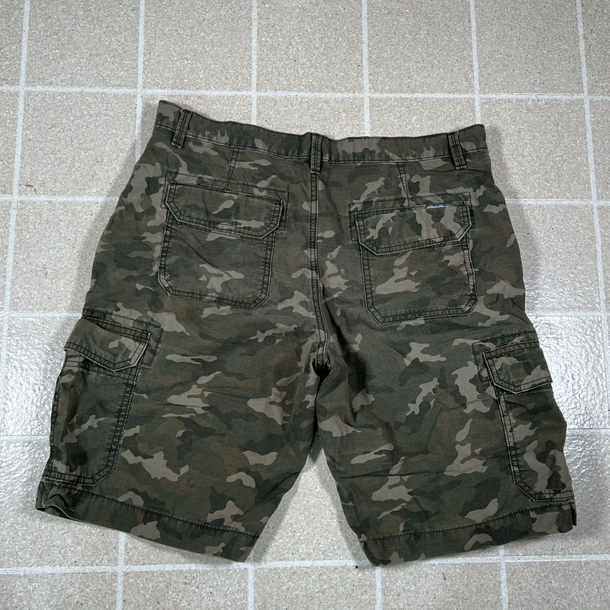 Eddie Bauer Eddie Bauer Men’s Cargo Shorts Camo Green Camouflage Sz 35 Size US 35 - 2 Thumbnail