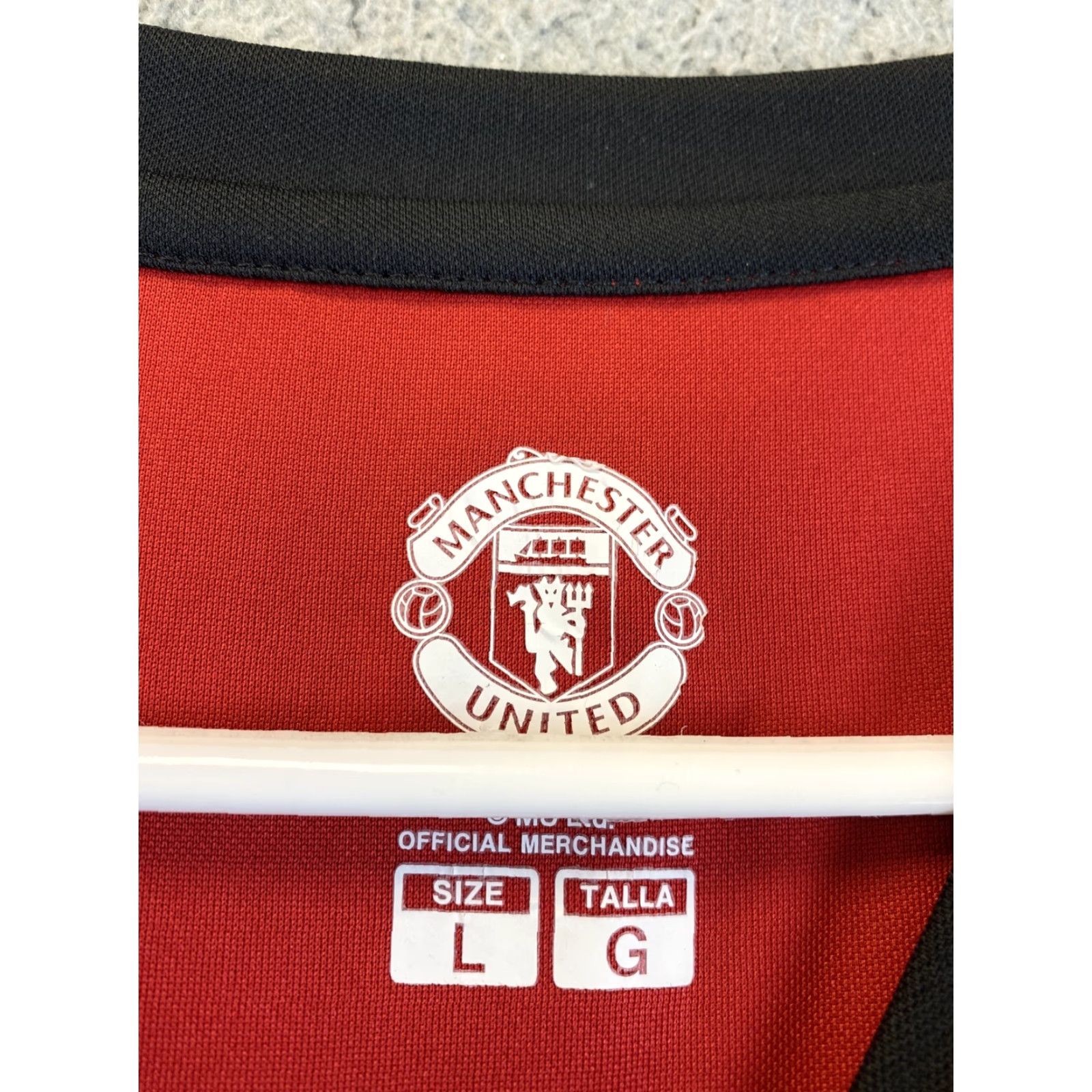 Vintage Manchester United Official red white football shirt - size L / 93-56 Size US L / EU 52-54 / 3 - 7 Thumbnail