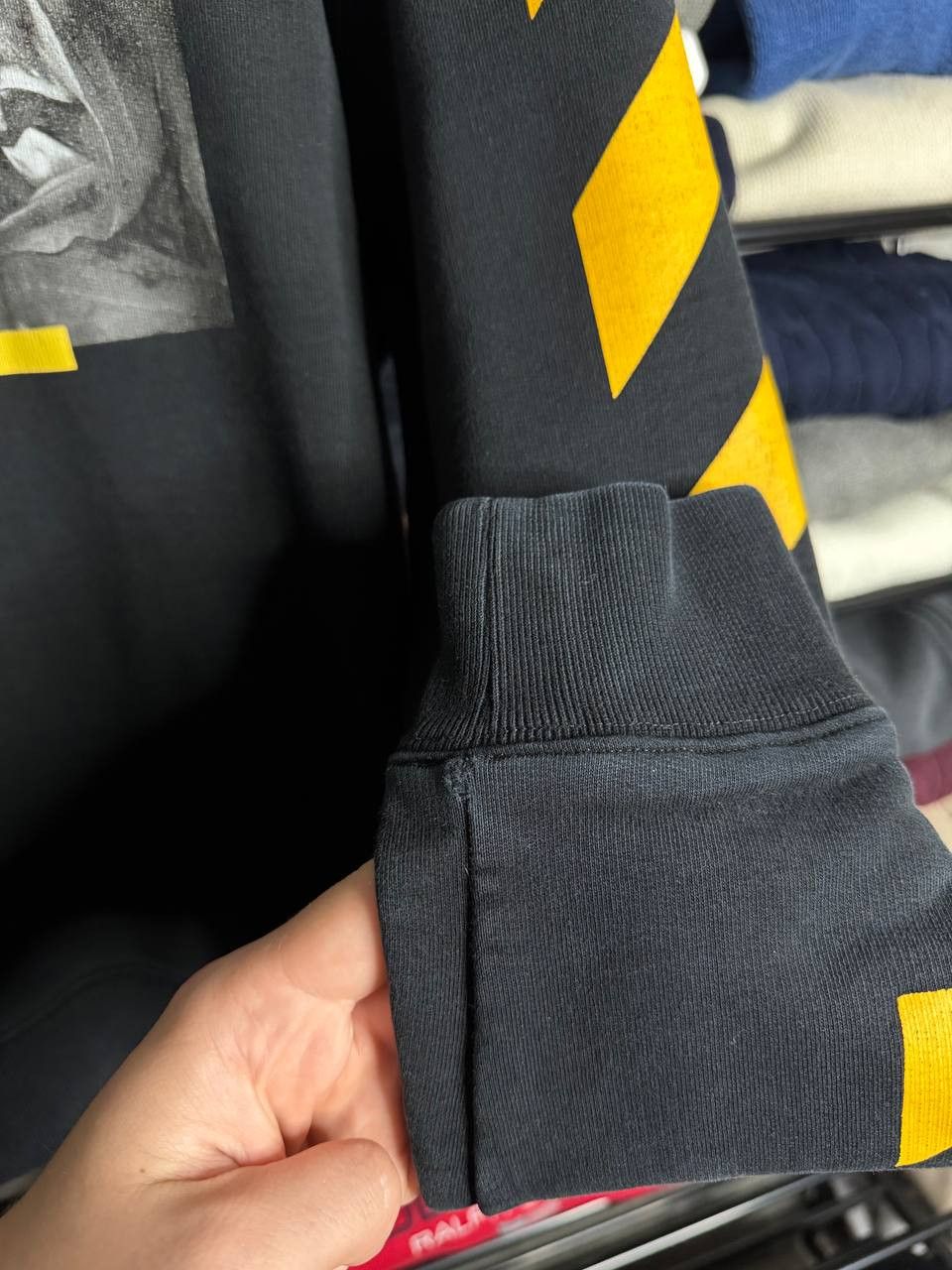 Off-White Rare Off-White Caravaggio Painting Sweatshirt Size US S / EU 44-46 / 1 - 9 Thumbnail