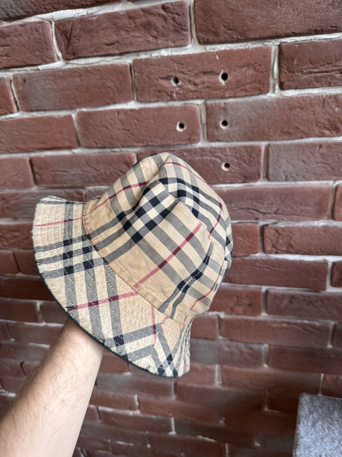 Burberry Vintage BURBERRY Reversible Nova Check Design Bucket Hat Y2k Size ONE SIZE - 6 Thumbnail