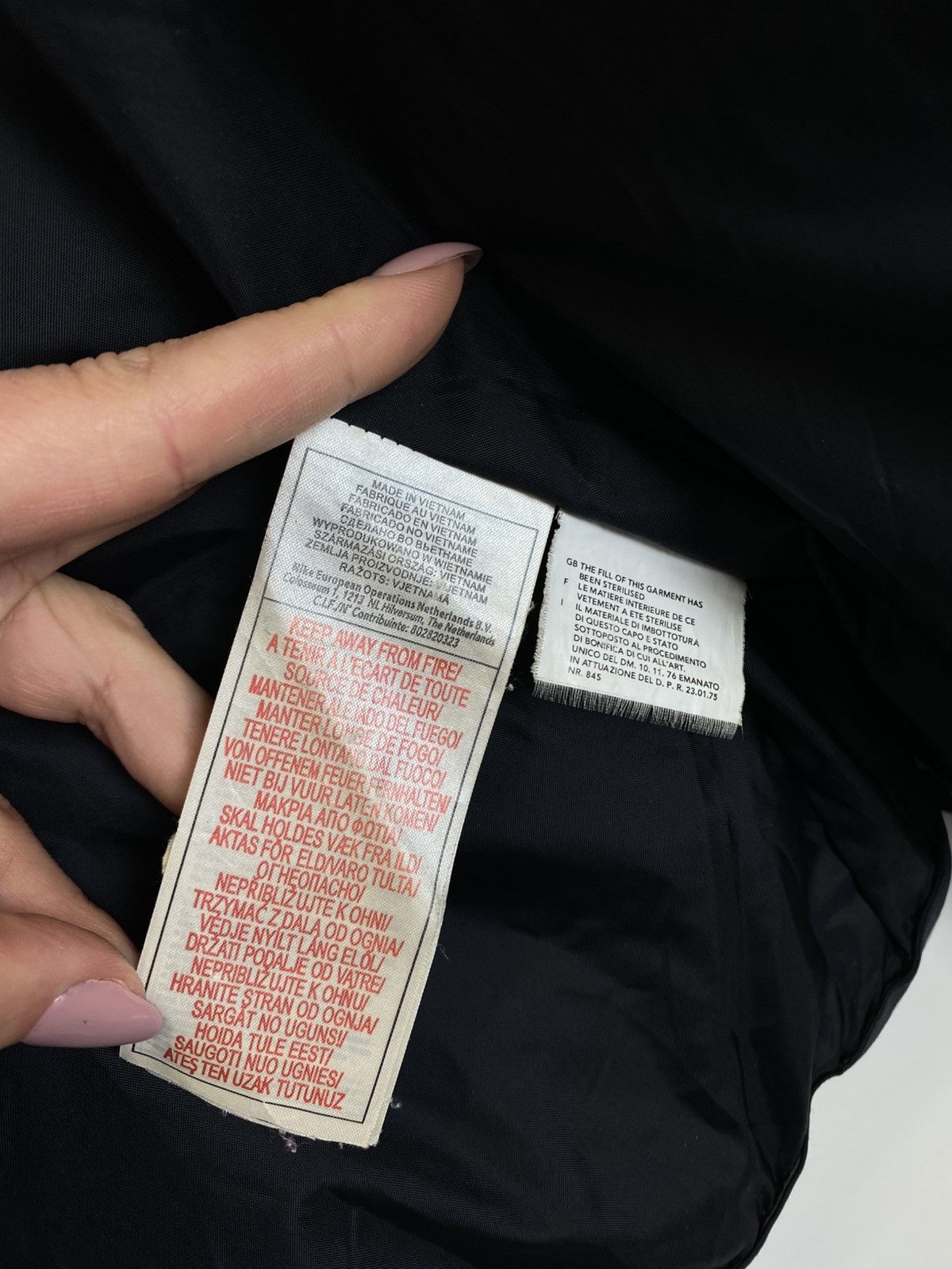 Vintage Nike Vintage Padded Puffer Down Black Full Zip Jacket Womens Size XS / US 0-2 / IT 36-38 - 9 Thumbnail