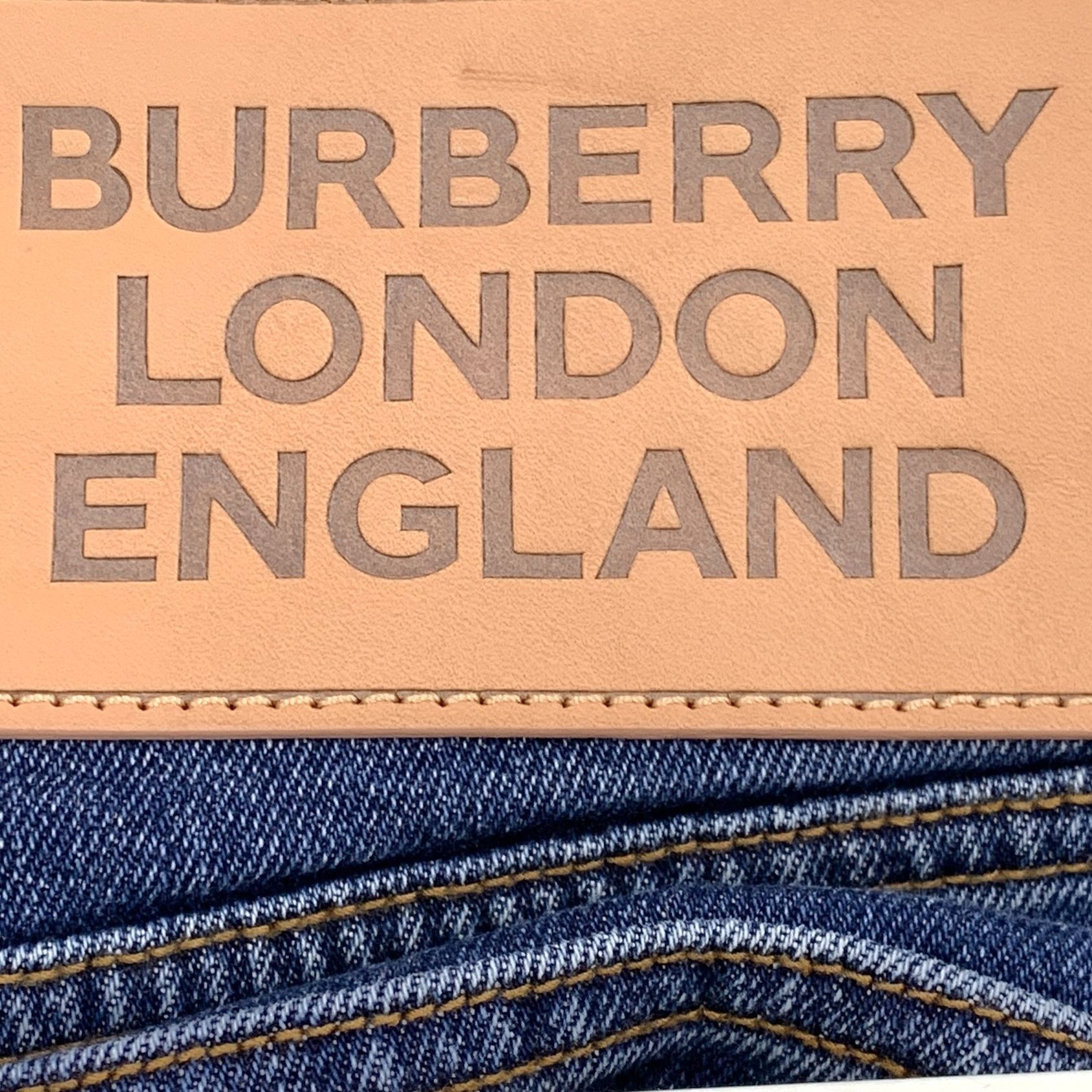 Burberry Burberry London England Skinny Fit W30 Dark Blue Denim Jeans Size 30" / US 8 / IT 44 - 4 Thumbnail
