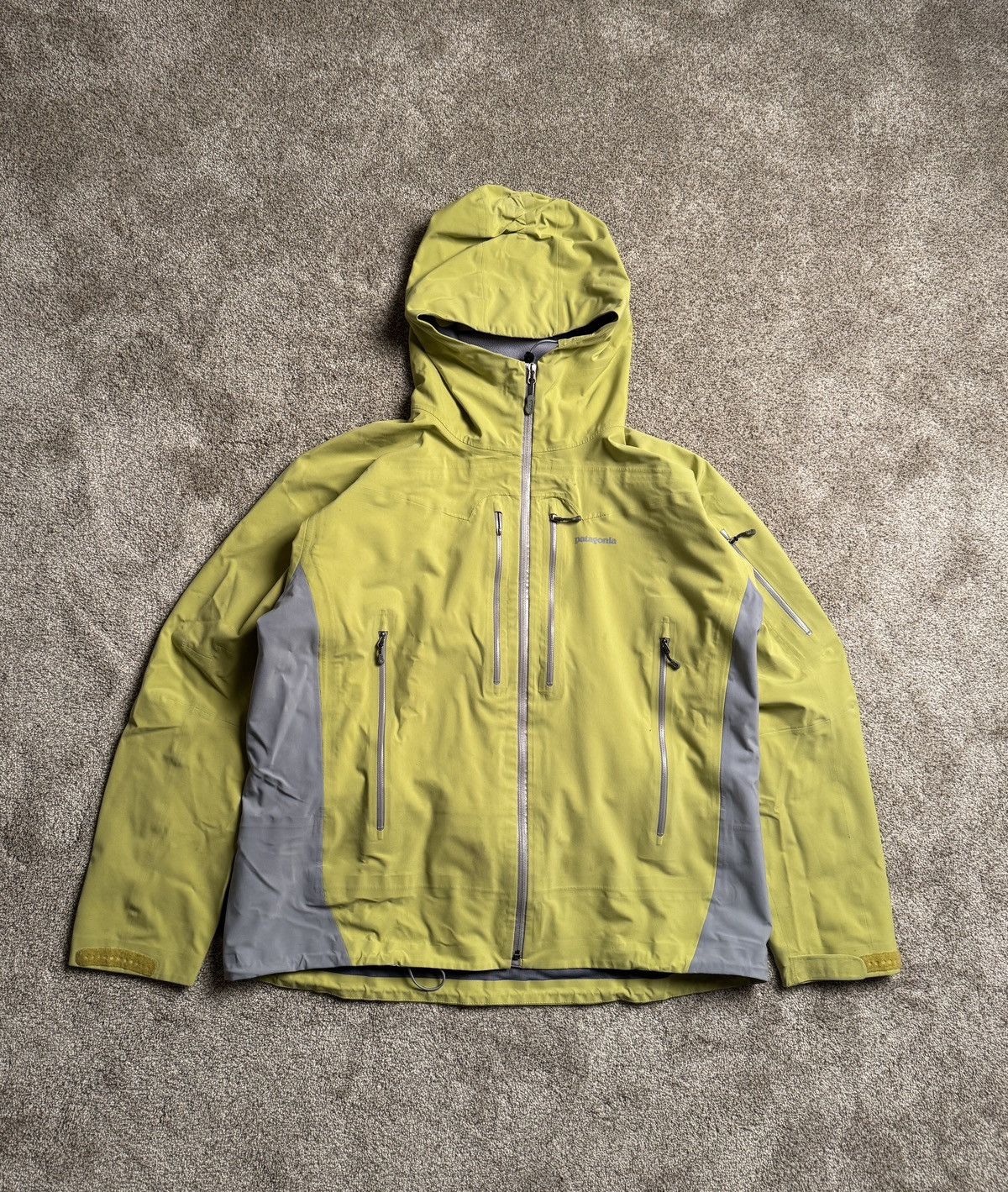 Patagonia PATAGONIA CHUTE TO THRILL ALPINE SHELL JACKET Size US XL / EU 56 / 4 - 1 Thumbnail