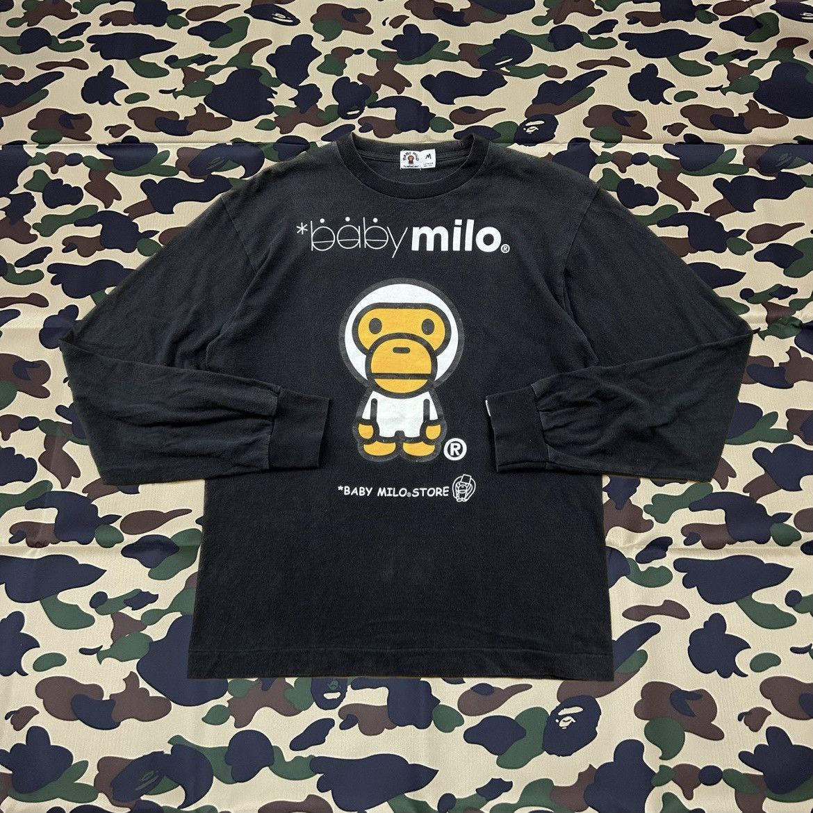 Bape Baby Milo Store Long Sleeve Tee Size US M / EU 48-50 / 2 - 1 Thumbnail