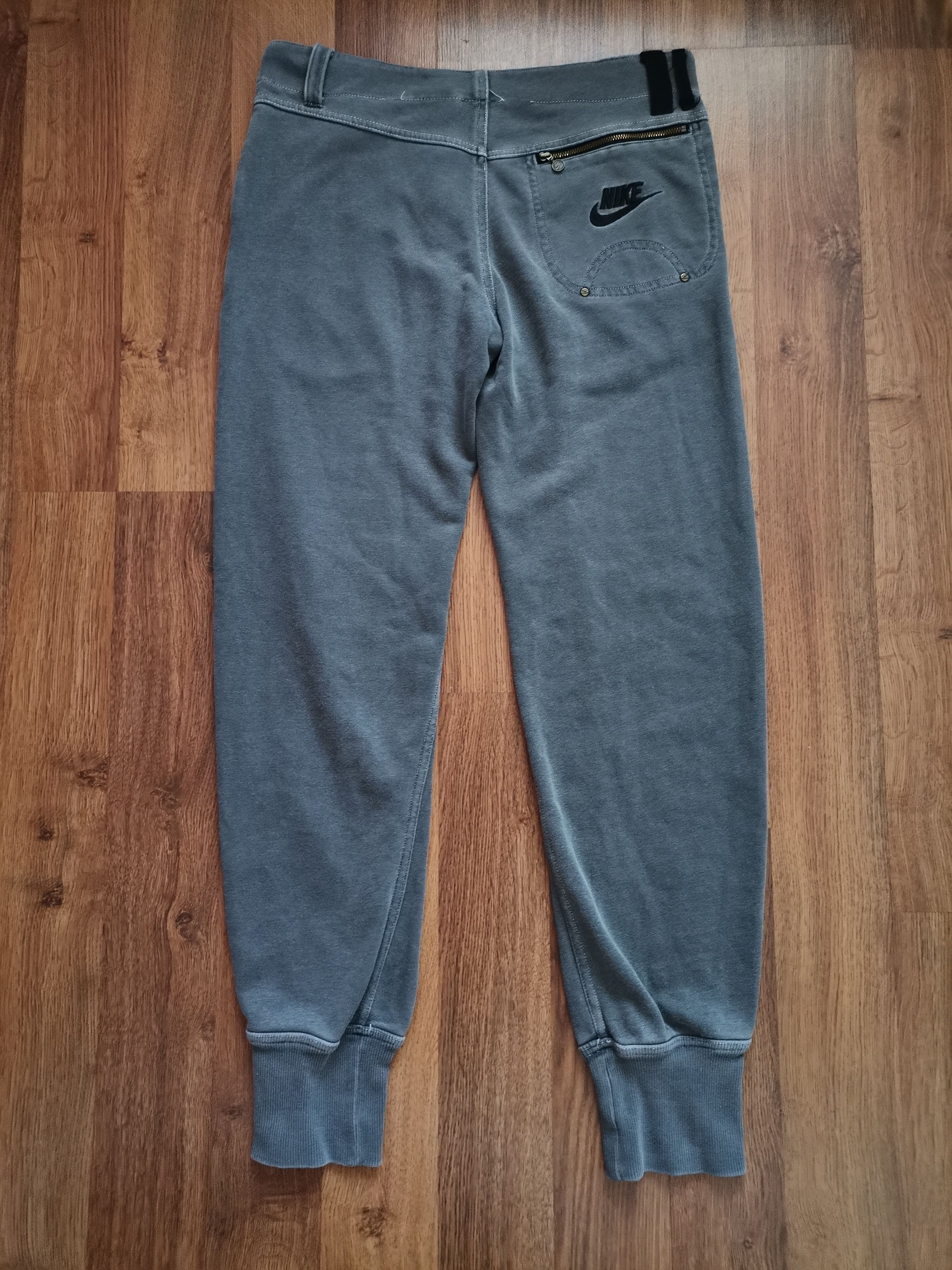 Nike Vintage Nike Sweatpants Size US 30 / EU 46 - 1 Thumbnail