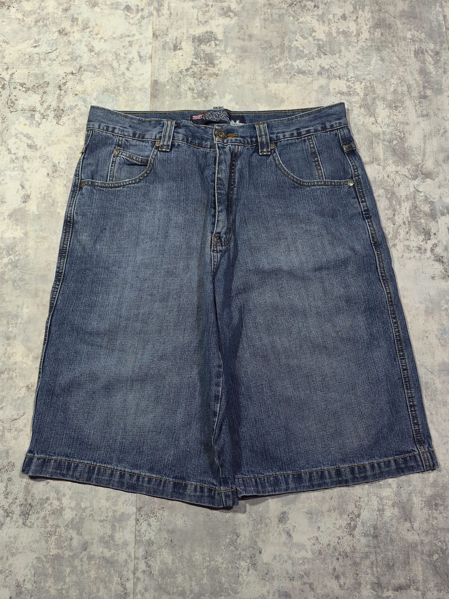 Southpole bone nyc baggy rap jorts Size US 34 / EU 50 - 2 Thumbnail