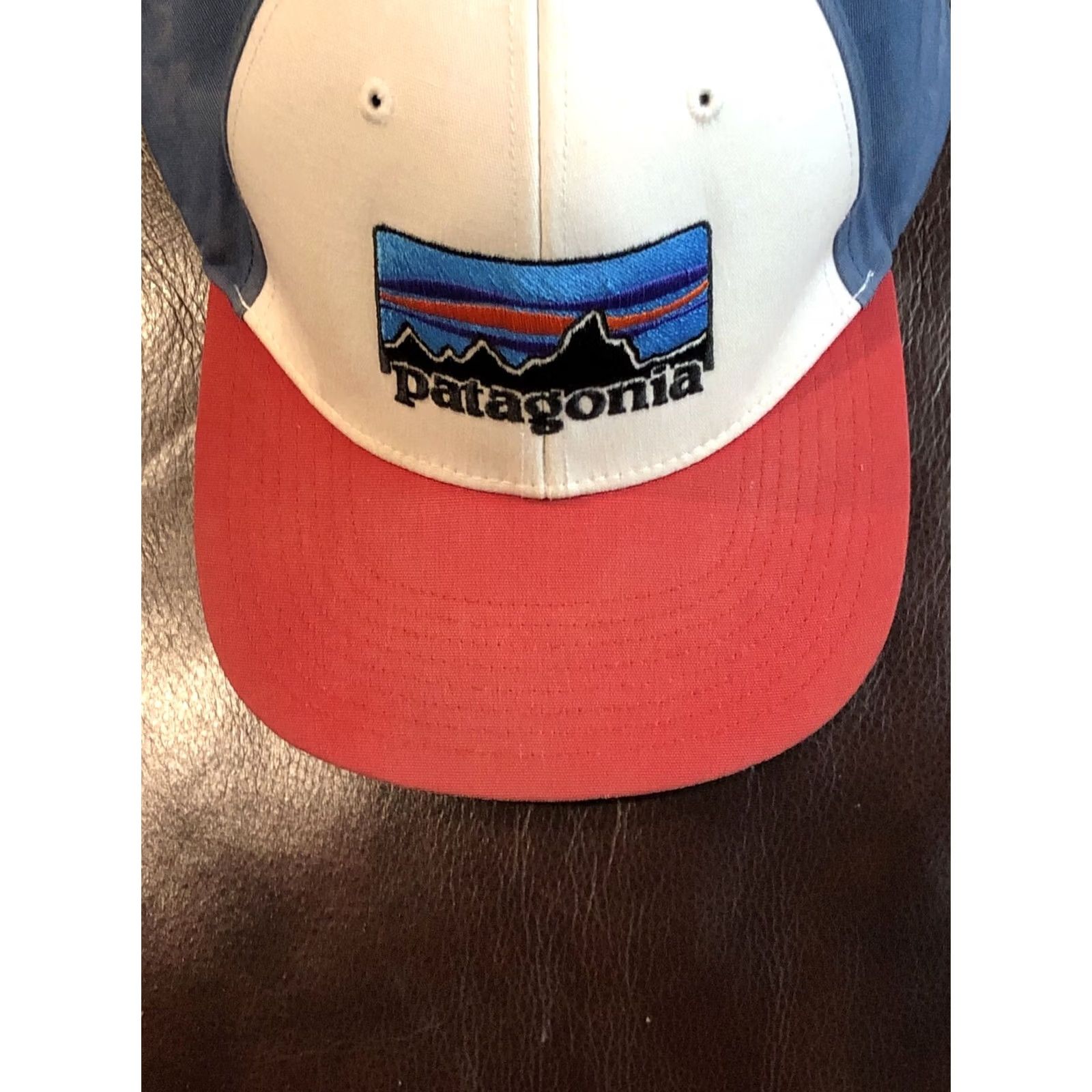Patagonia Patagonia Trucker Hat Adjustable Snapback Red White Blue Embroidered Mens Size ONE SIZE - 4 Thumbnail
