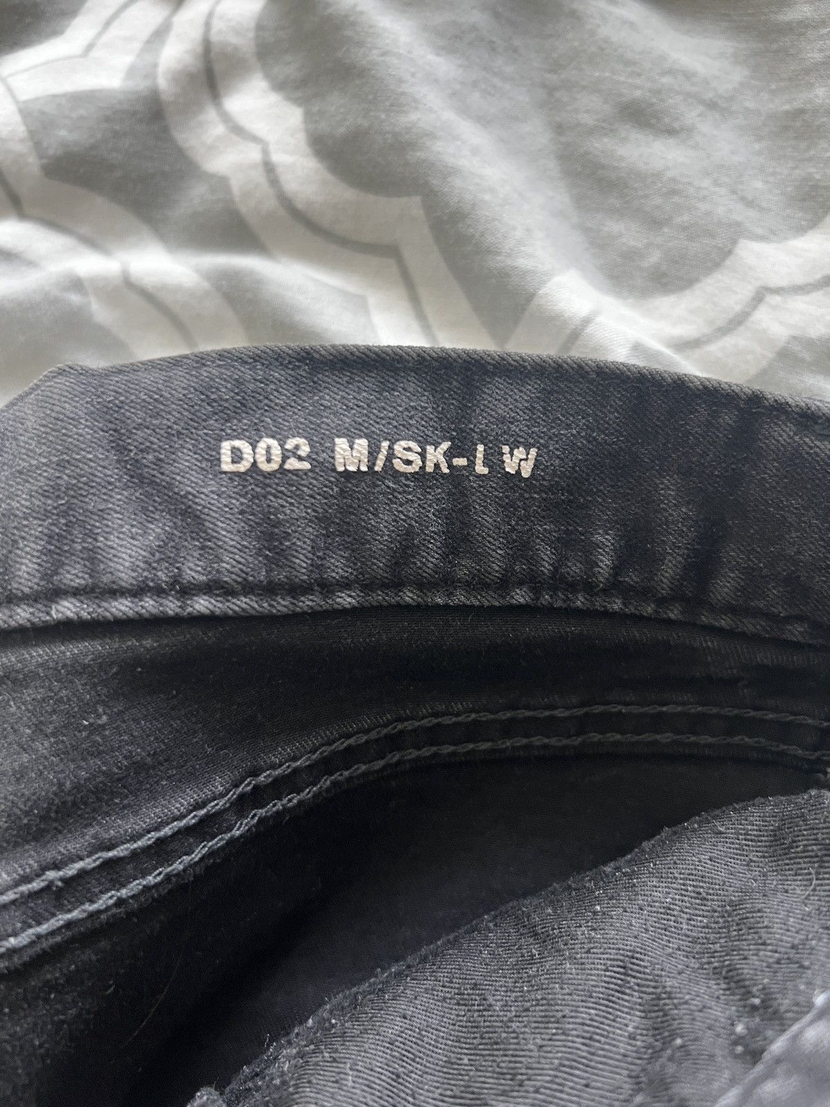 Saint Laurent Paris 🔥🔥 Saint Lauren Black Wash Knife Cut Jeans Size US 32 / EU 48 - 5 Thumbnail