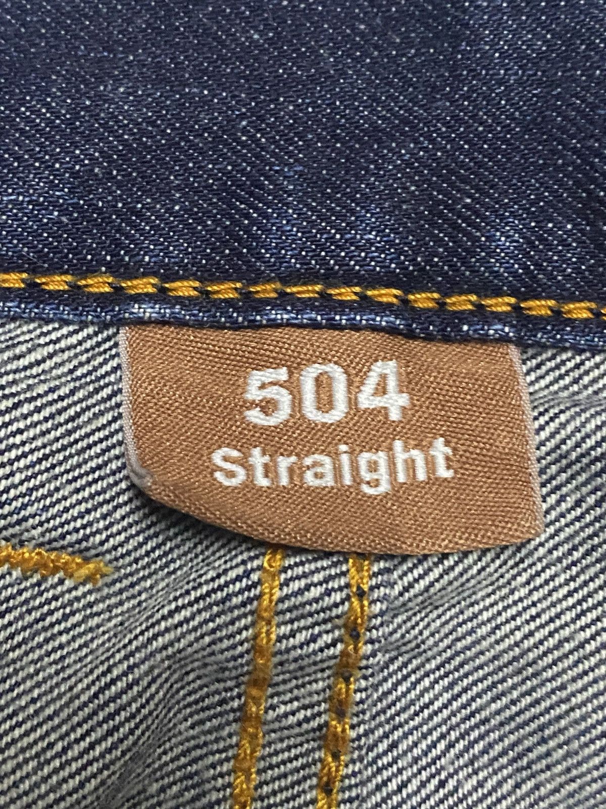 Levi's Vintage Levis 504 Fade Wash Distressed Straight Loose Jeans Size US 32 / EU 48 - 16 Thumbnail