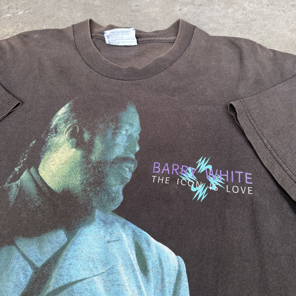 Rap Tees Vintage 90s Barry White Tour Promo Tee Faded R&B Soul Size US L / EU 52-54 / 3 - 6 Thumbnail