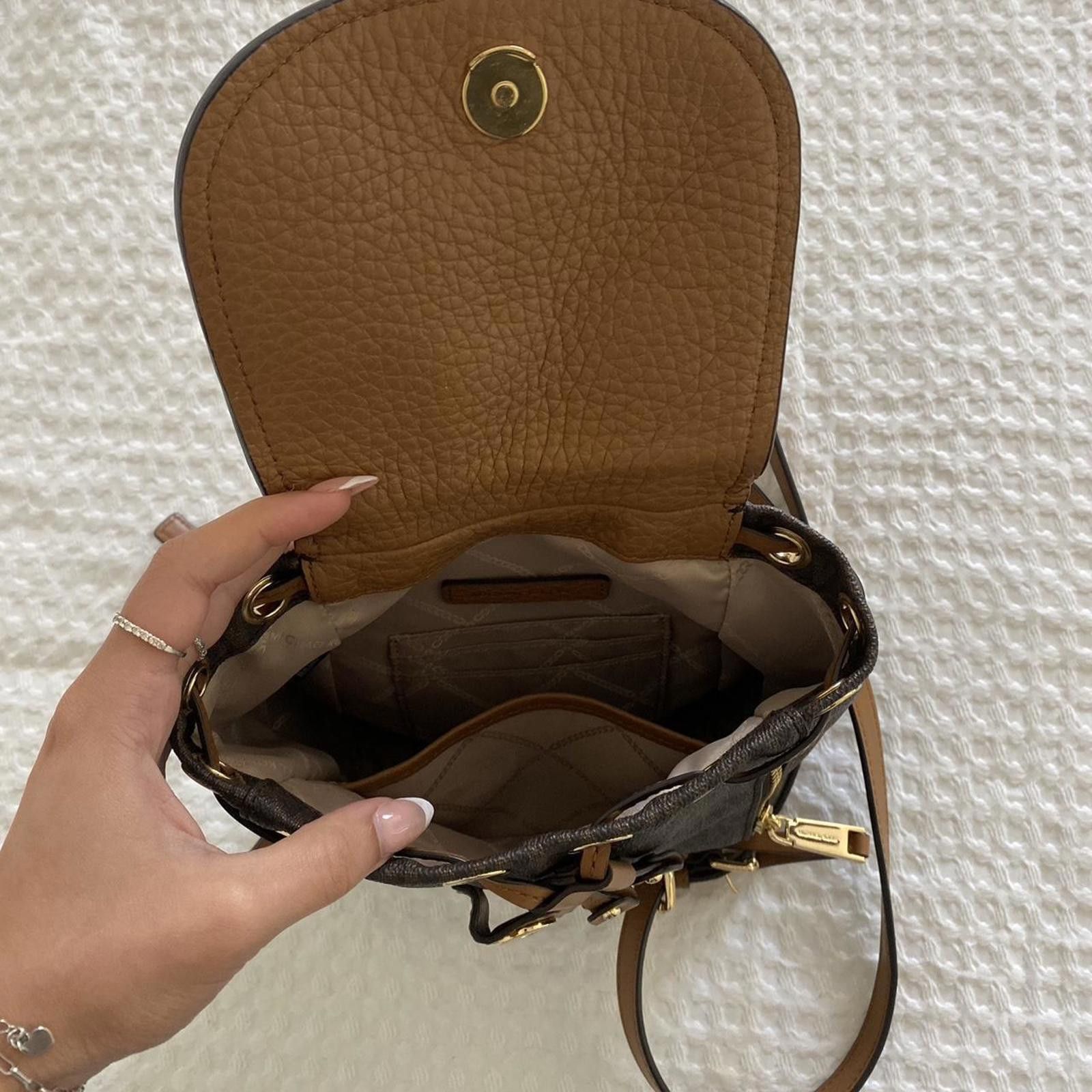 Michael Kors Micheal Kors- mini backpack/purse Size ONE SIZE - 3 Thumbnail
