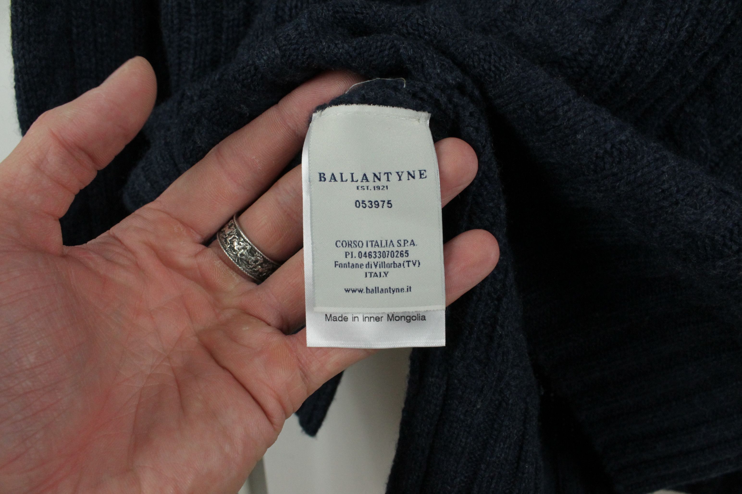 Ballantyne Ballantyne Cable Knit Navy Wool Sweater Women's Size M / US 6-8 / IT 42-44 - 14 Thumbnail