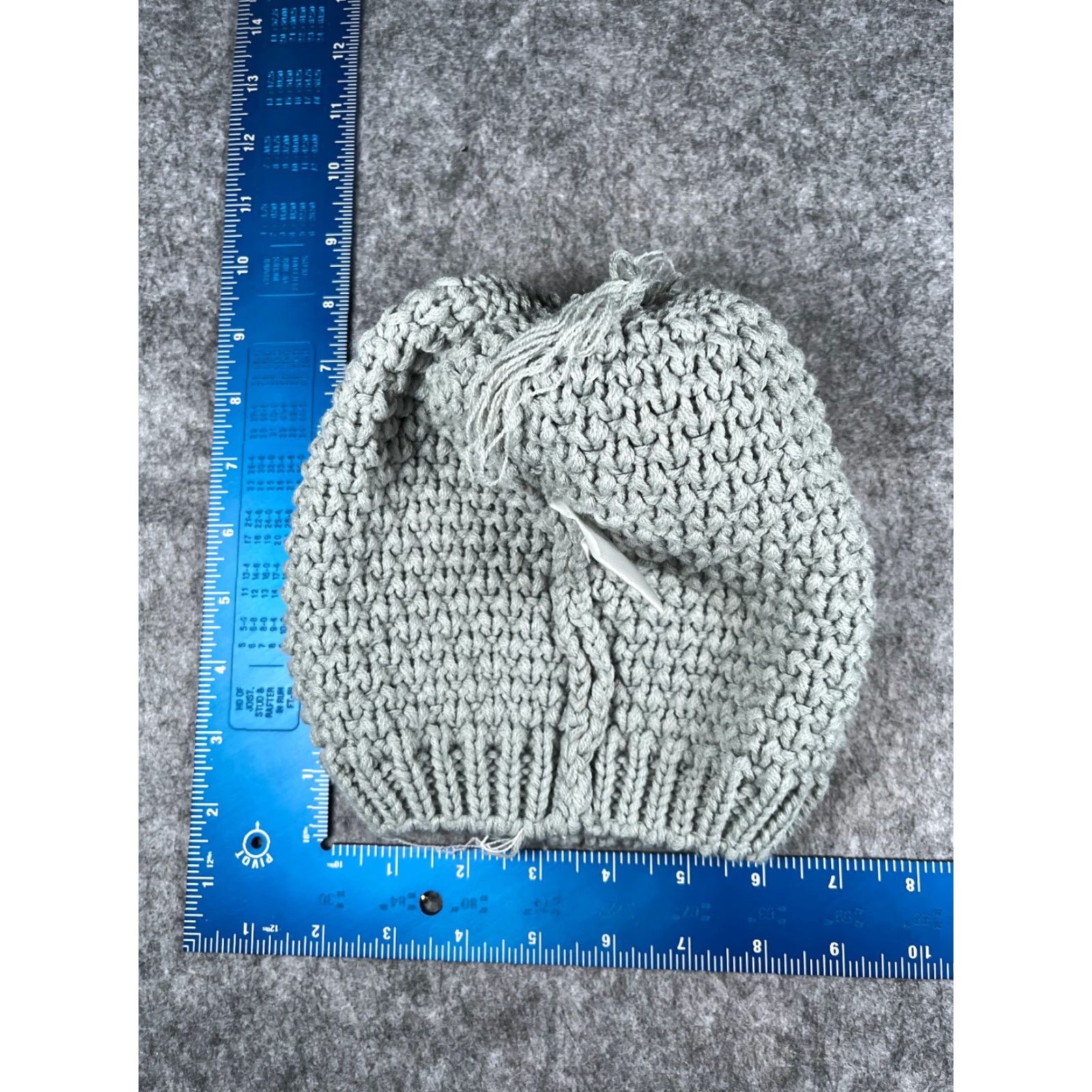 Vintage VINTAGE Accessory Depot Beanie Toque Women Knit Acrylic Faux Fur Pom Casual Travel Outdoor Ski Fall Spring Summer Winter One Size Gray Womens Size ONE SIZE - 6 Thumbnail