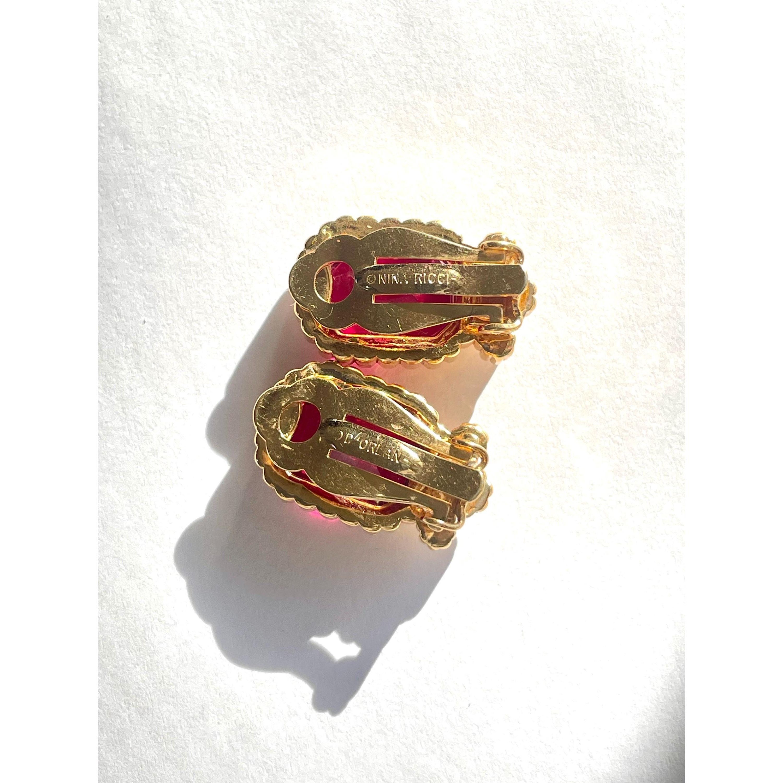 Nina Ricci Vintage Nina Ricci pink gripoix glass earrings Size ONE SIZE - 6 Thumbnail