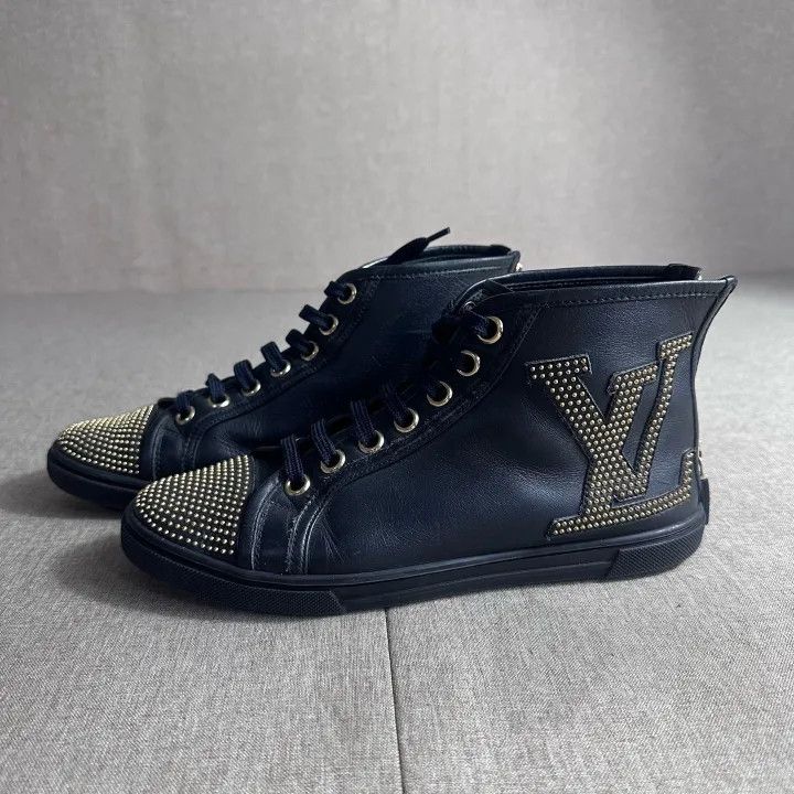 Louis Vuitton Louis Vuitton Stylish High-Top Lace-Up Sneakers 0079 Size US 6 / IT 36 - 1 Thumbnail