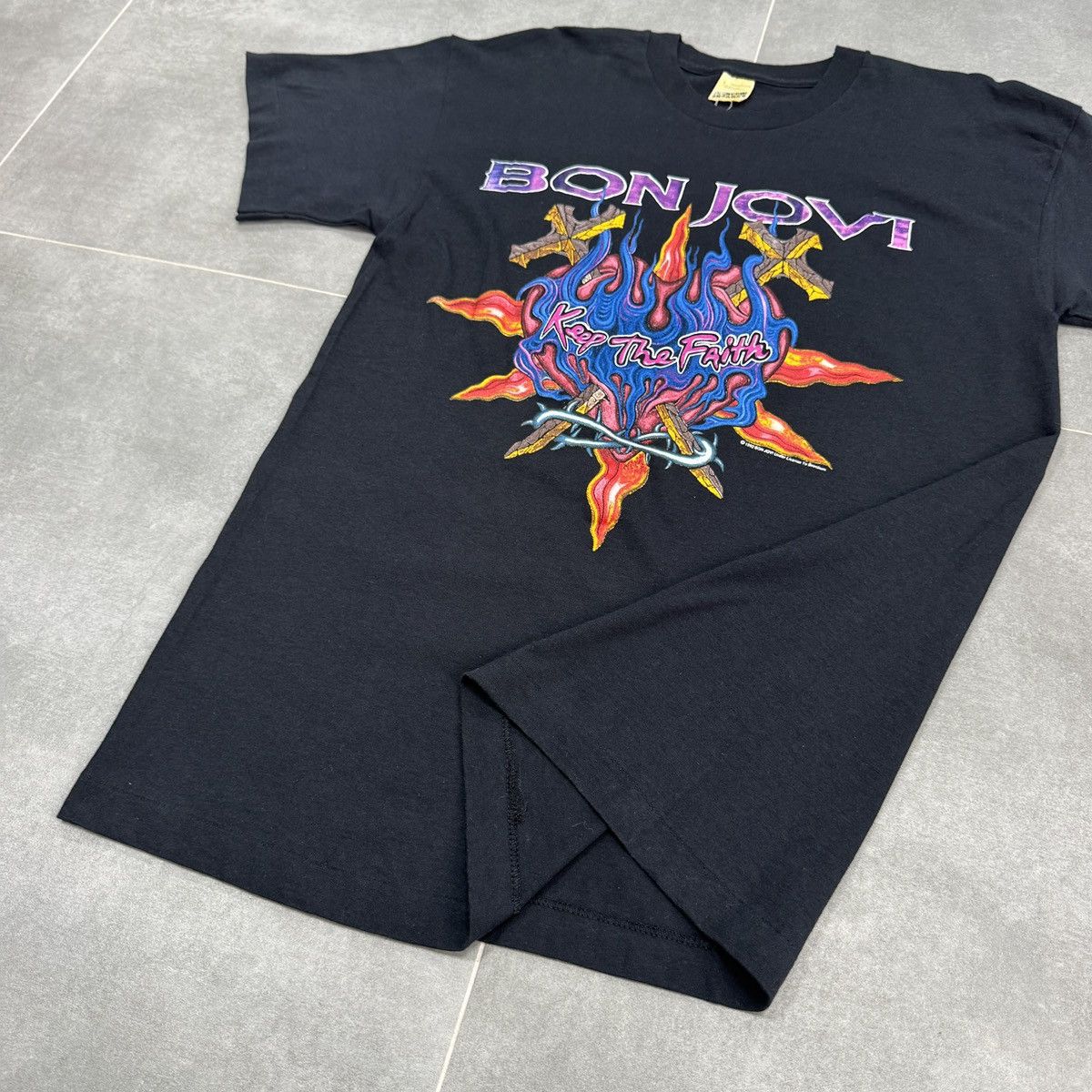 Bon Jovi Vintage Bon Jovi Screen Stars World Tour 1993 T-Shirt Size L Size US L / EU 52-54 / 3 - 6 Thumbnail