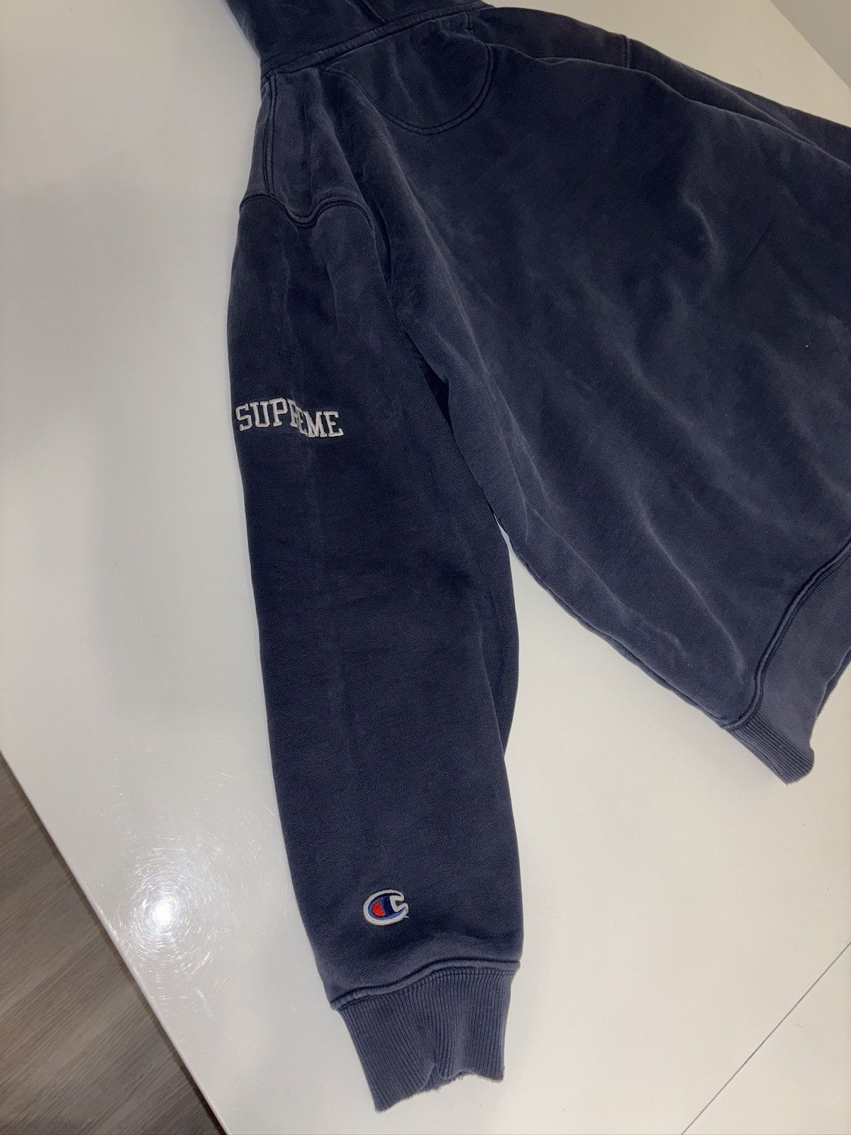Champion × Supreme supreme x champion hoodie Size US M / EU 48-50 / 2 - 5 Thumbnail