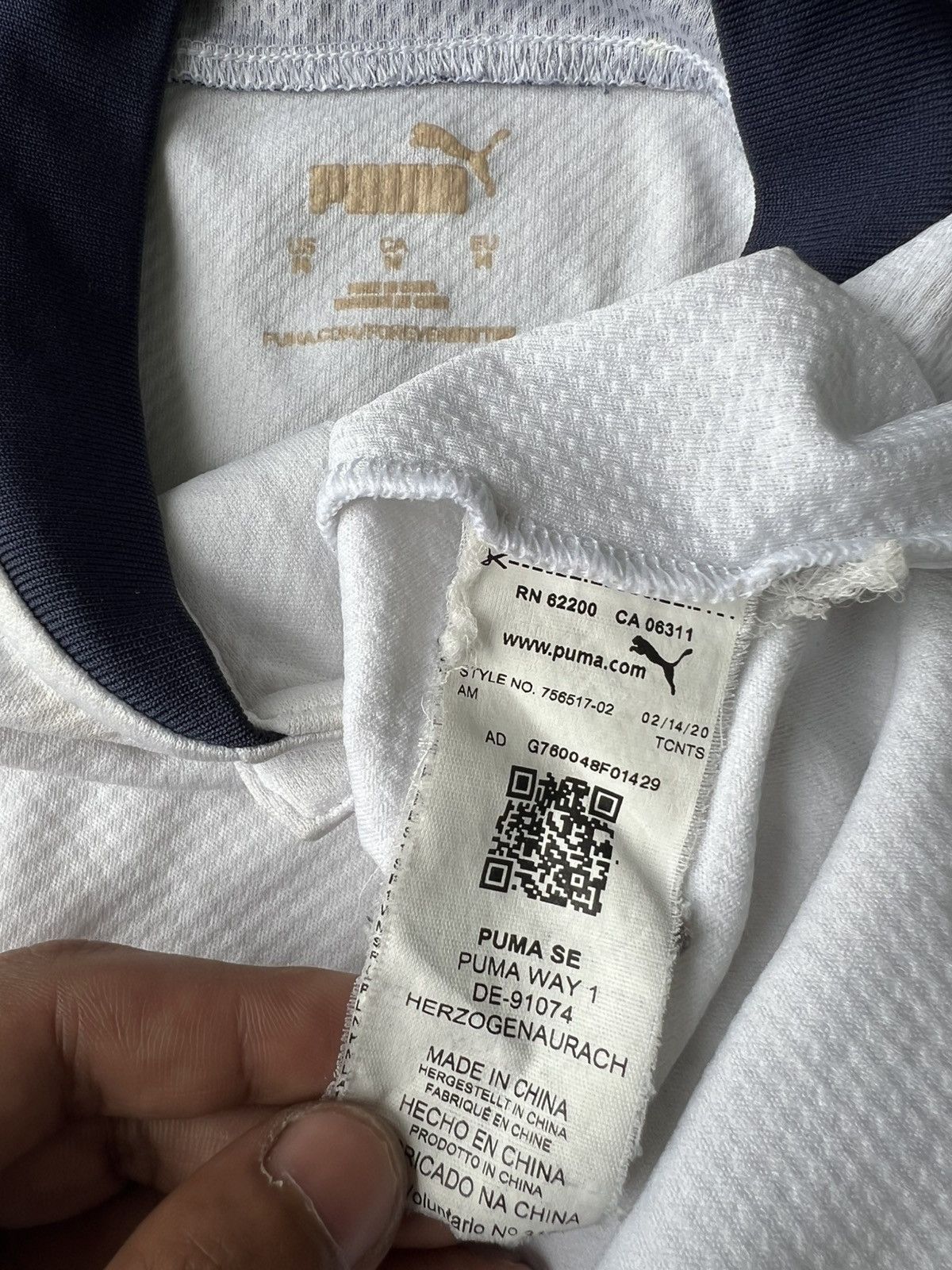 Puma 2020/21 Puma Serbia National Team World Cup Home Jersey Size US M / EU 48-50 / 2 - 6 Thumbnail