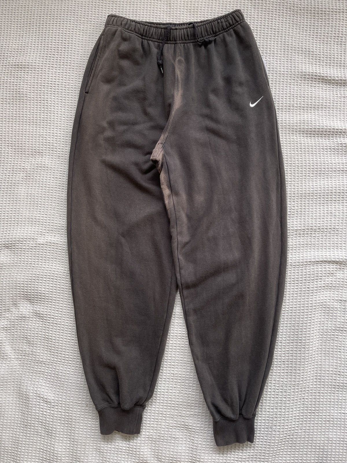 Last Drop🔥Rare🔥Vintage Sun Faded NIKE Sweatpants Jogger