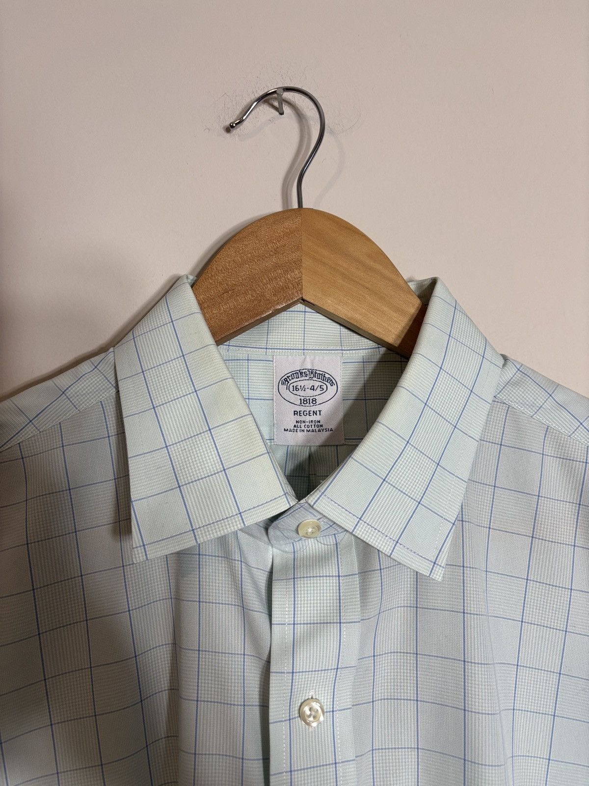 Brooks Brothers Brooks Brothers No Iron Button Down Dress Shirt 16.5 Size US L / EU 52-54 / 3 - 3 Thumbnail