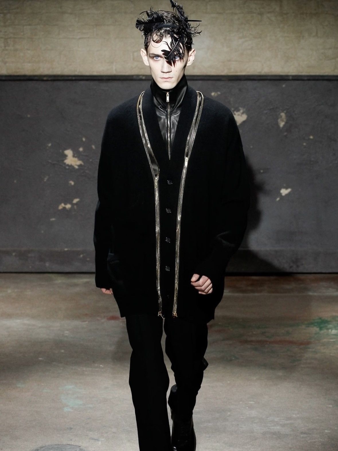 Alexander McQueen Alexander McQueen | AW2014 Black and Gold Bomber Jacket Size US M / EU 48-50 / 2 - 5 Thumbnail
