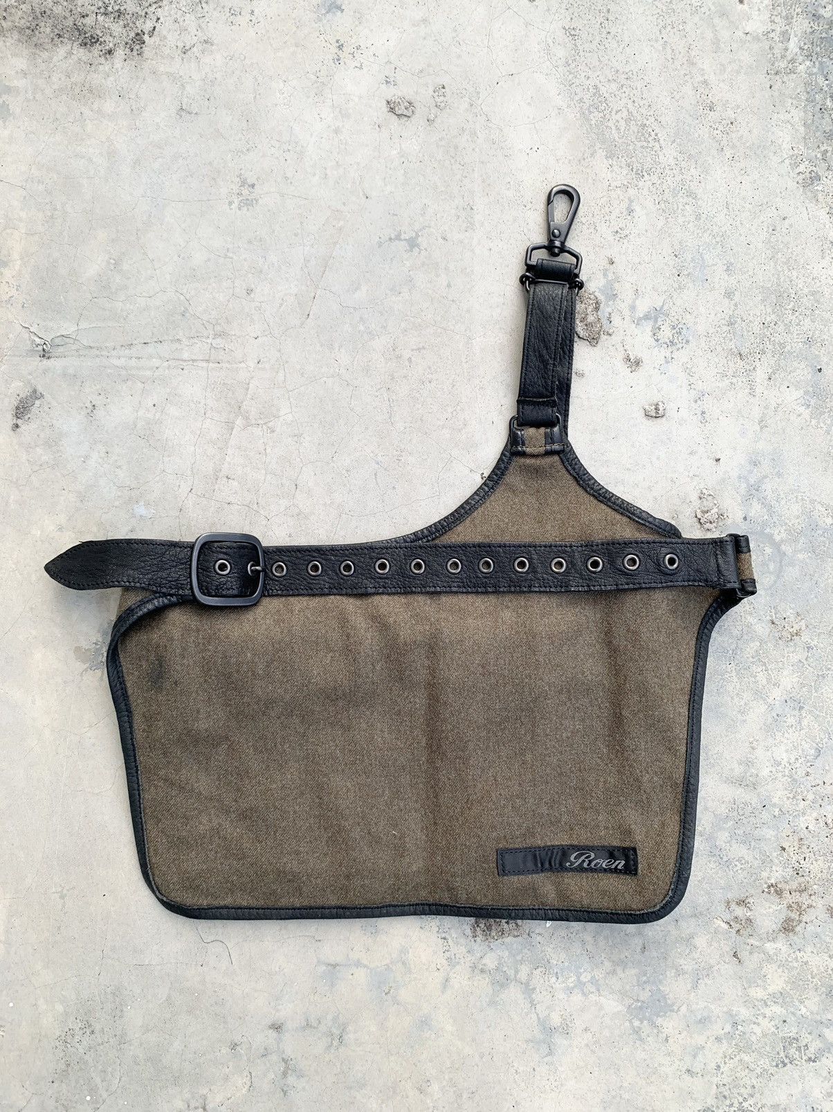 Le Grande Bleu (L.G.B.) Roen Thigh Bag Size ONE SIZE - 6 Thumbnail