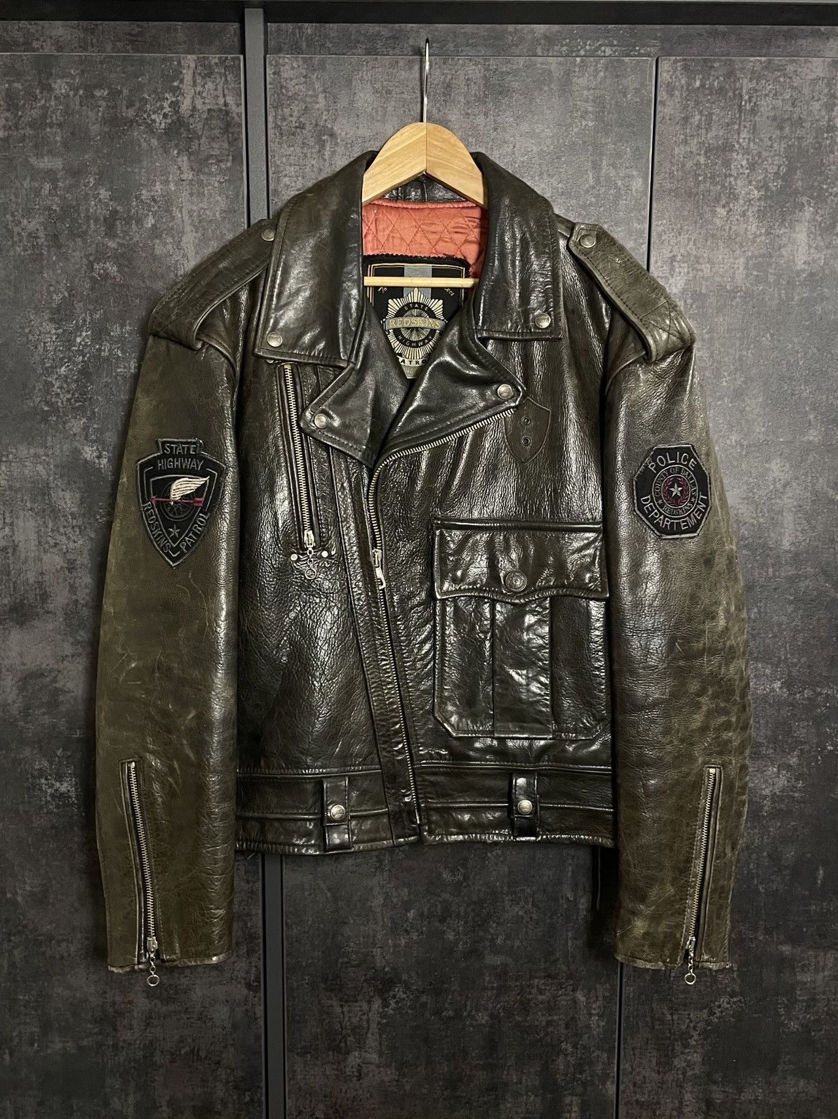 Vintage Crazy Vintage Redskins Cropped Leather Jacket Polizei Schott Size US L / EU 52-54 / 3 - 11 Thumbnail