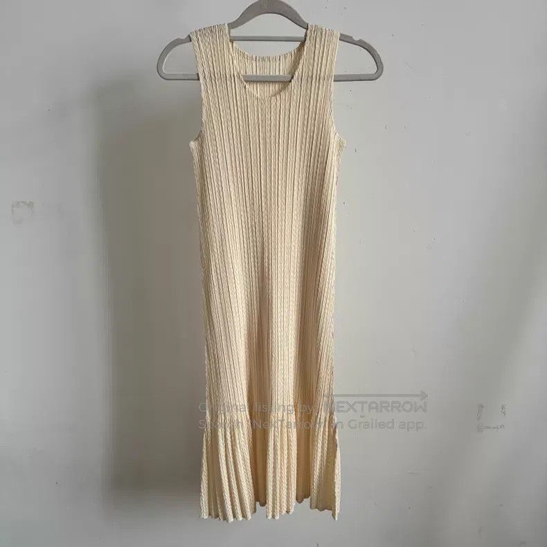 Issey Miyake Issey Miyake Beige Dress Size M / US 6-8 / IT 42-44 - 1 Thumbnail