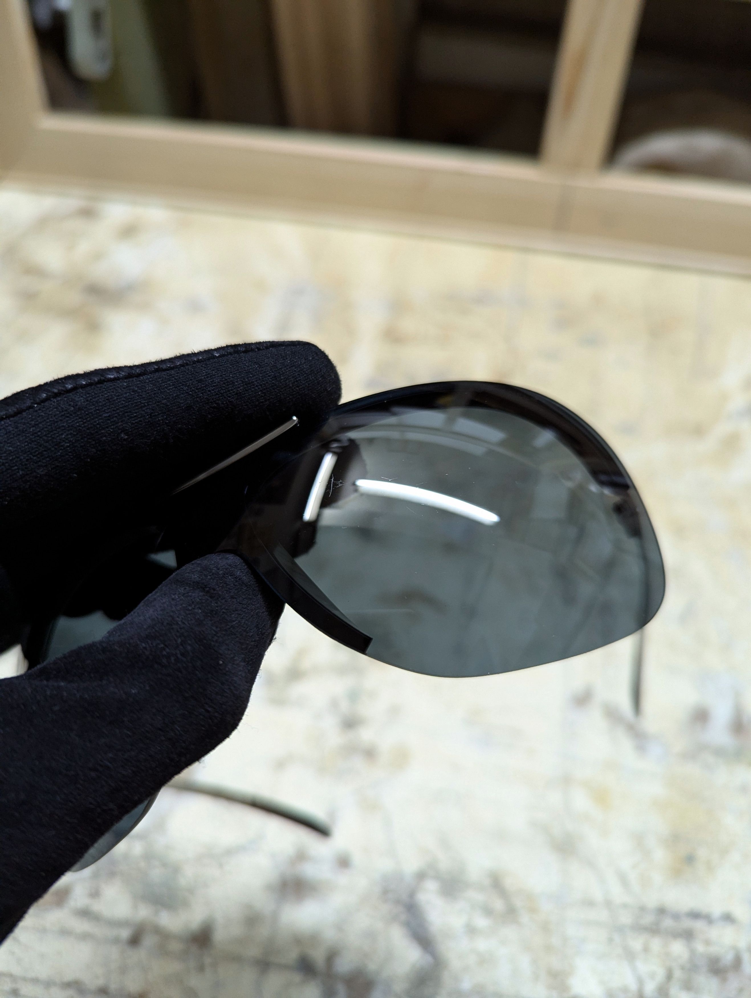 Chanel 00s Chanel Shield Rimless Sunglasses Size ONE SIZE - 8 Thumbnail