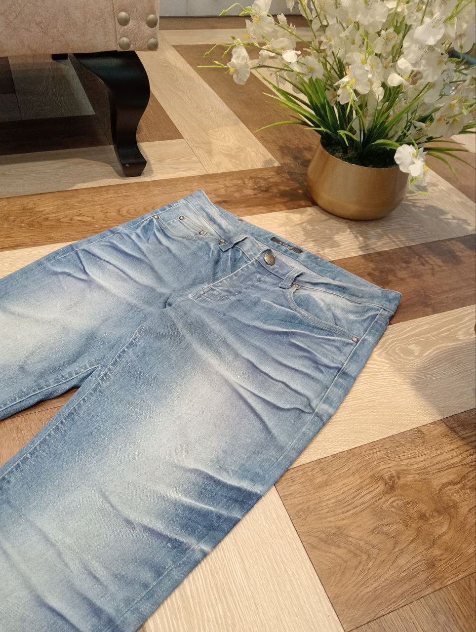 LAGUST BLUE WASHED STRETCH DENIM JEANS