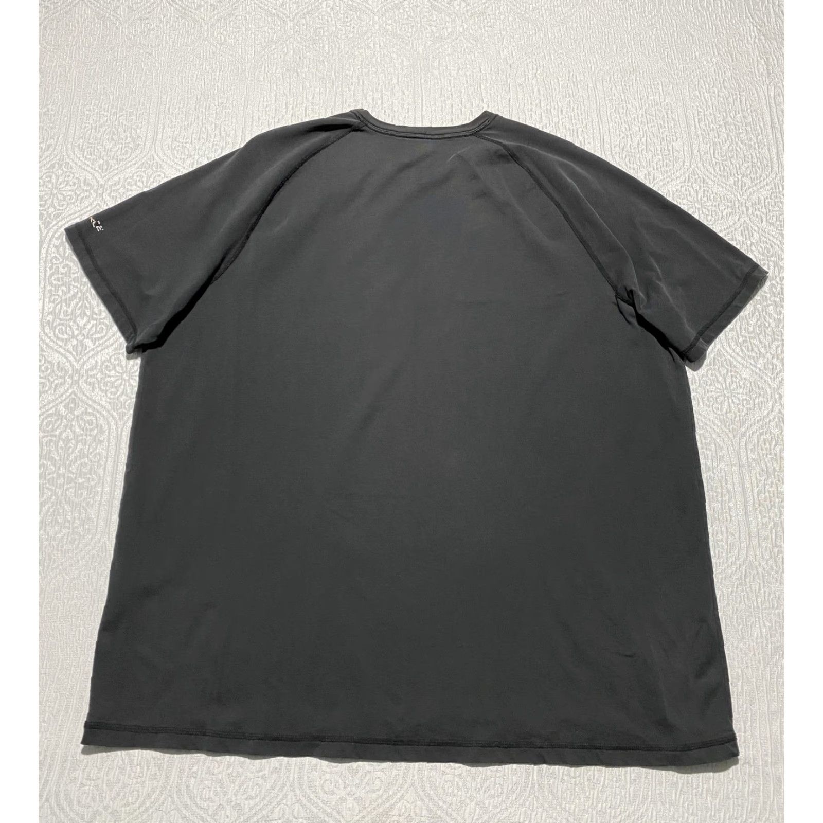 Carhartt Carhartt Shirt Mens 2XL Black Relaxed Fit Vertical Logo Workwear Tee Size US XXL / EU 58 / 5 - 2 Thumbnail