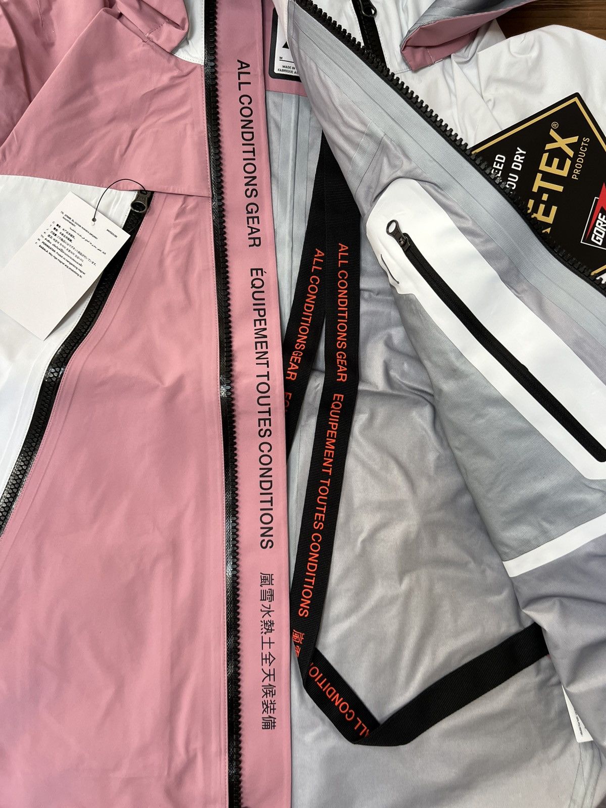 Nike ACG Nike ACG J13 ss18 goretex Medium new Size US M / EU 48-50 / 2 - 11 Thumbnail