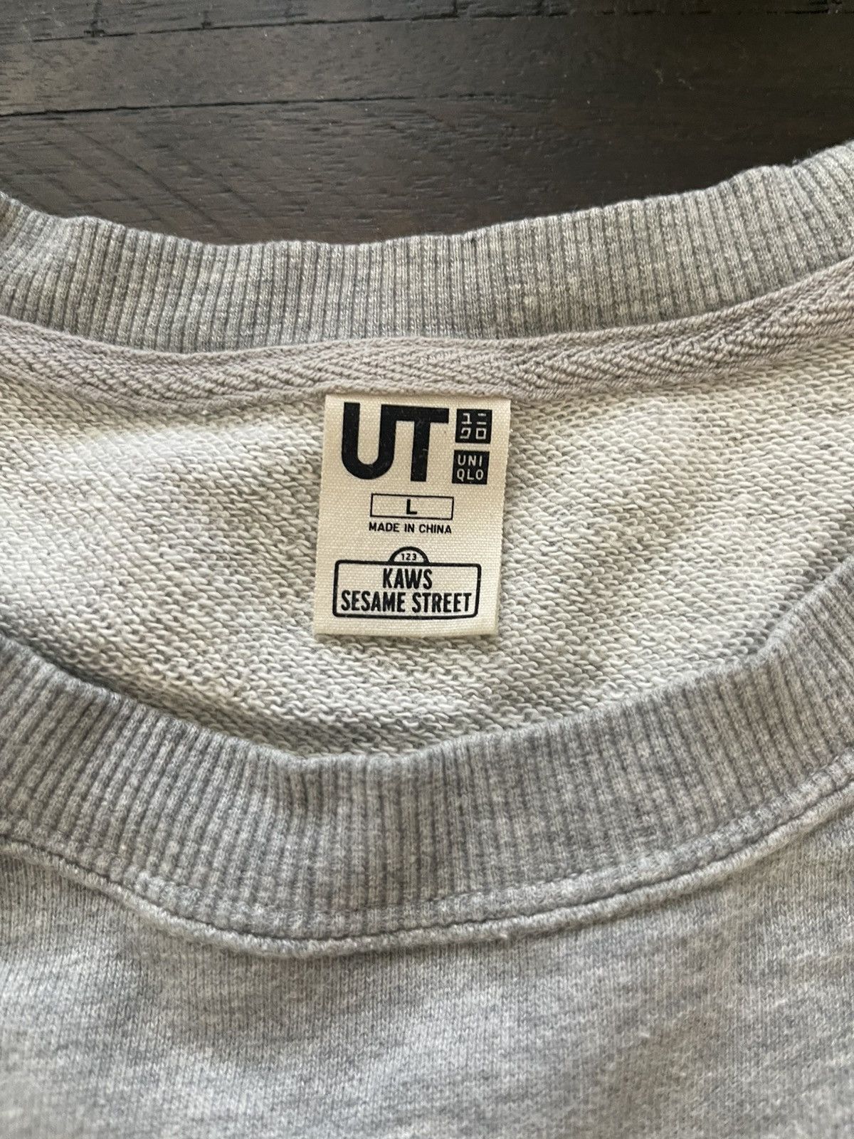 Kaws × Uniqlo Kaws Uniqlo Sesame Street Swearshirt Size US L / EU 52-54 / 3 - 2 Thumbnail