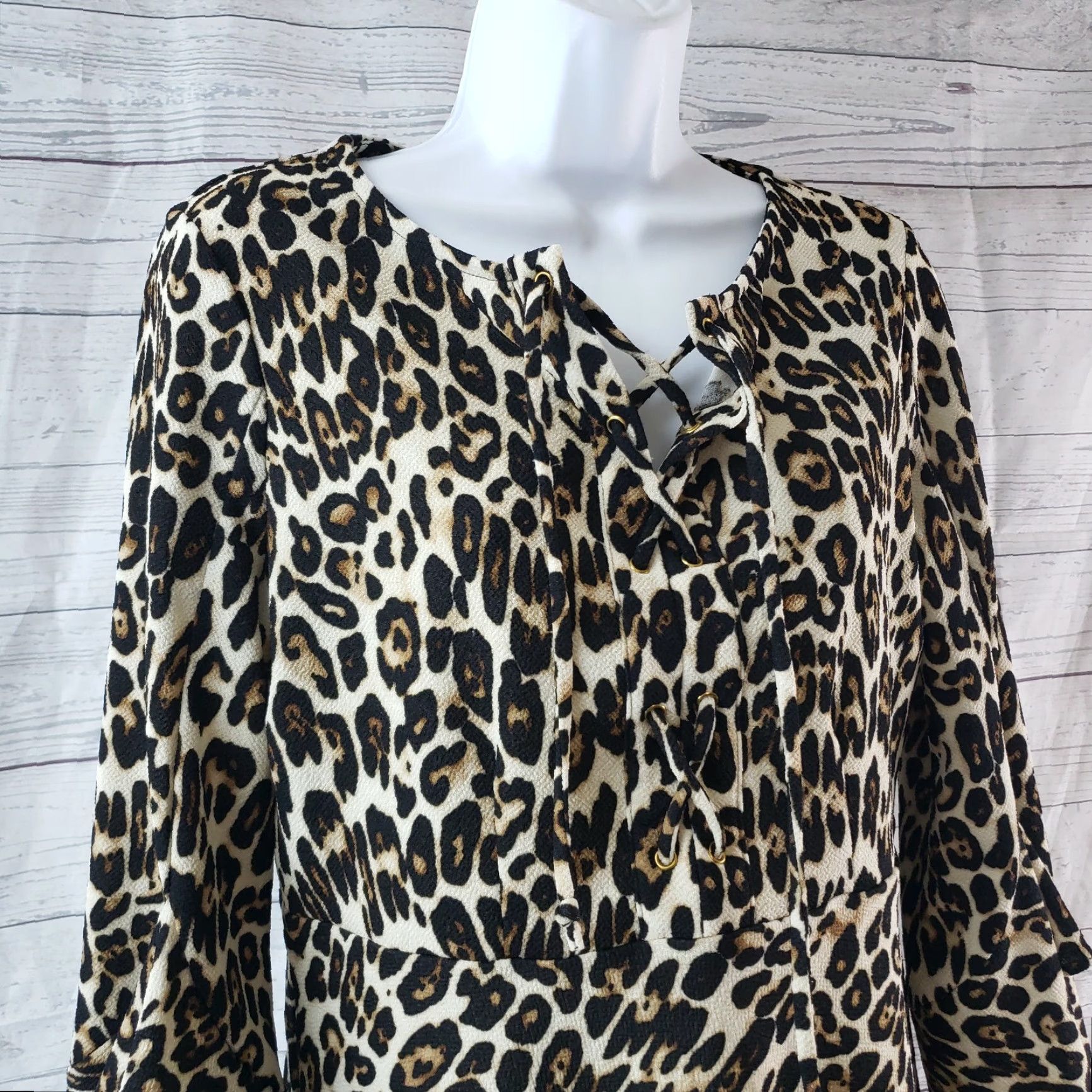 Vintage Chico's Womens Blouse S Brown Animal Print 3/4 Bell Sleeve Size S / US 4 / IT 40 - 2 Thumbnail