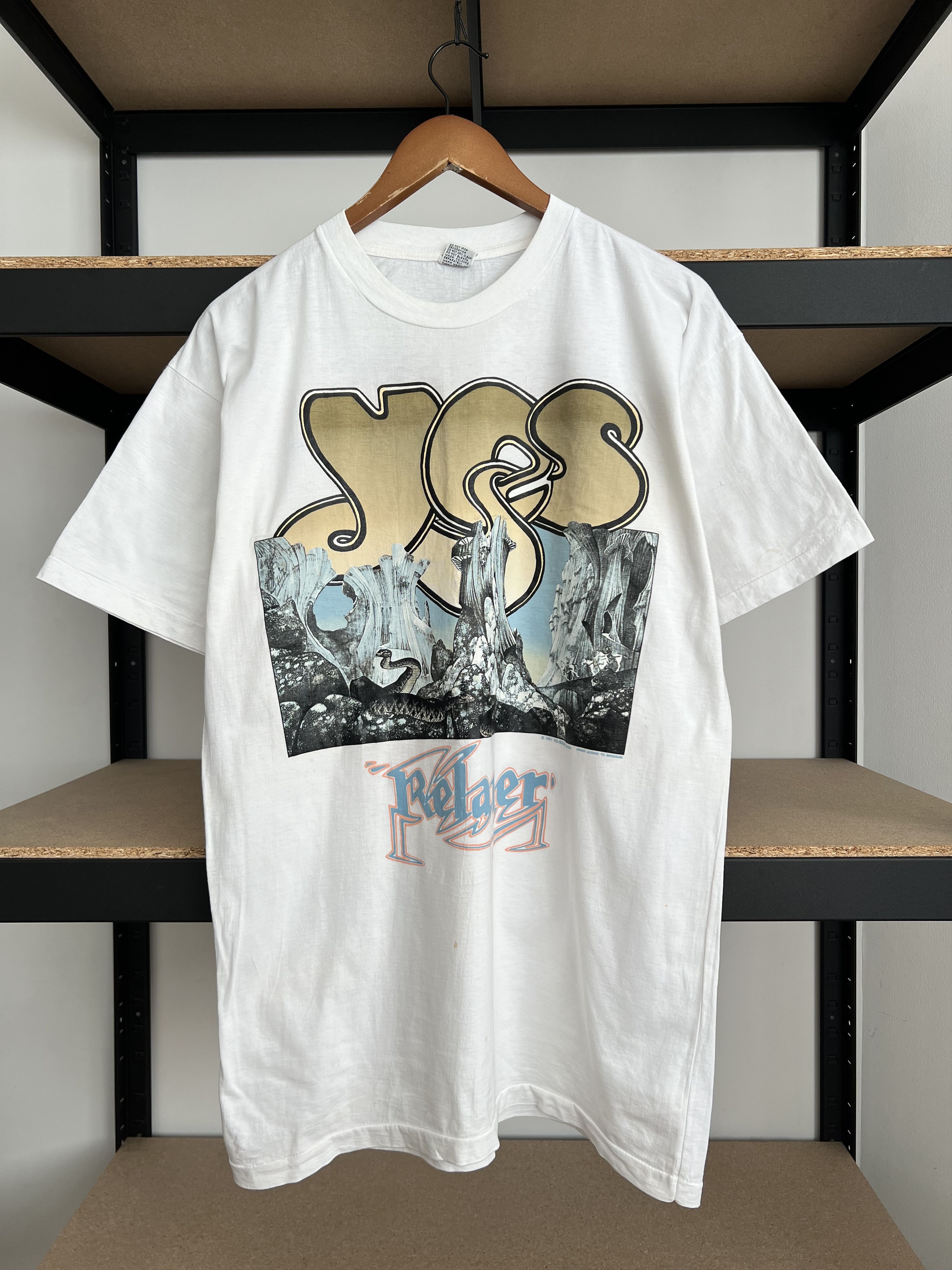 Band Tees Vintage 1991 Yes Band Relayer World Tour White T-shirt Size US XL / EU 56 / 4 - 1 Thumbnail