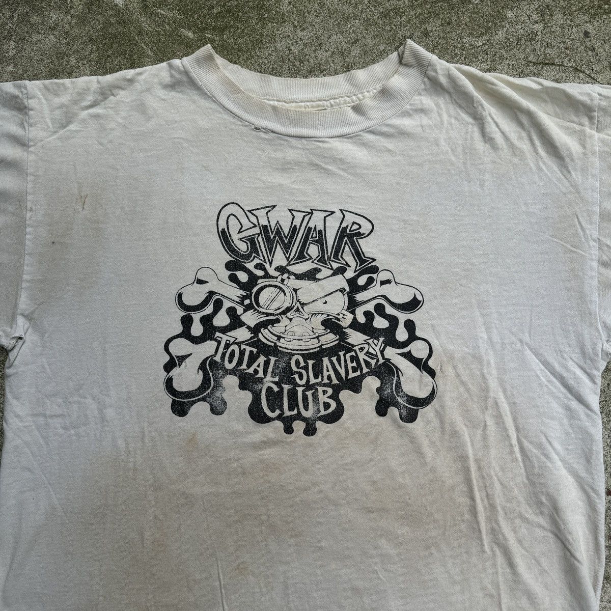 Band Tees Gwar Thrashed Distressed Stained Shirt Punk Grunge ERD Size US L / EU 52-54 / 3 - 5 Thumbnail
