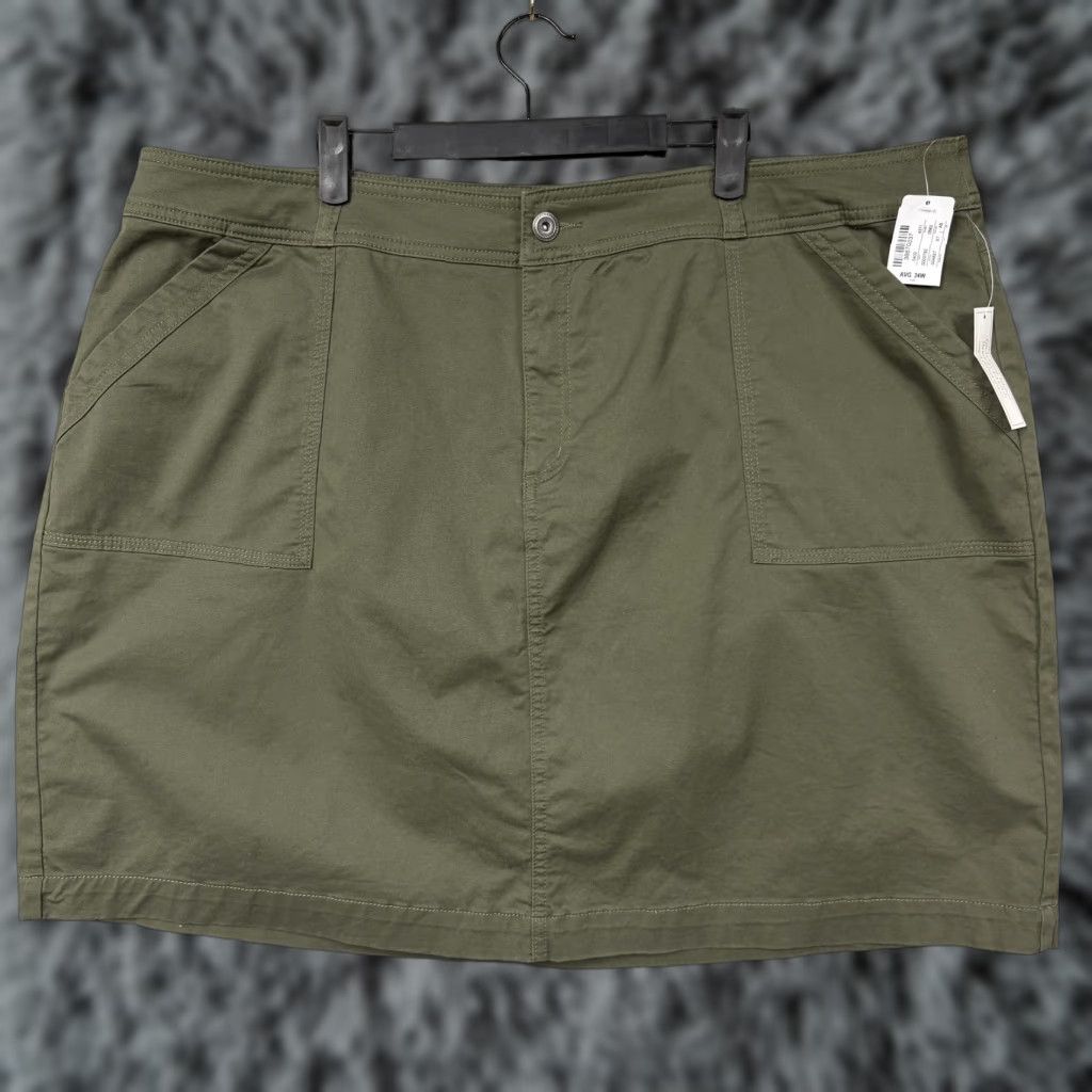 Vintage CJ Banks Skort Women 24W Plus Green Twill Pockets Knee Length Skirt Lined Stretch Casual Travel Vintage No Size 42" / US 20 - 1 Thumbnail