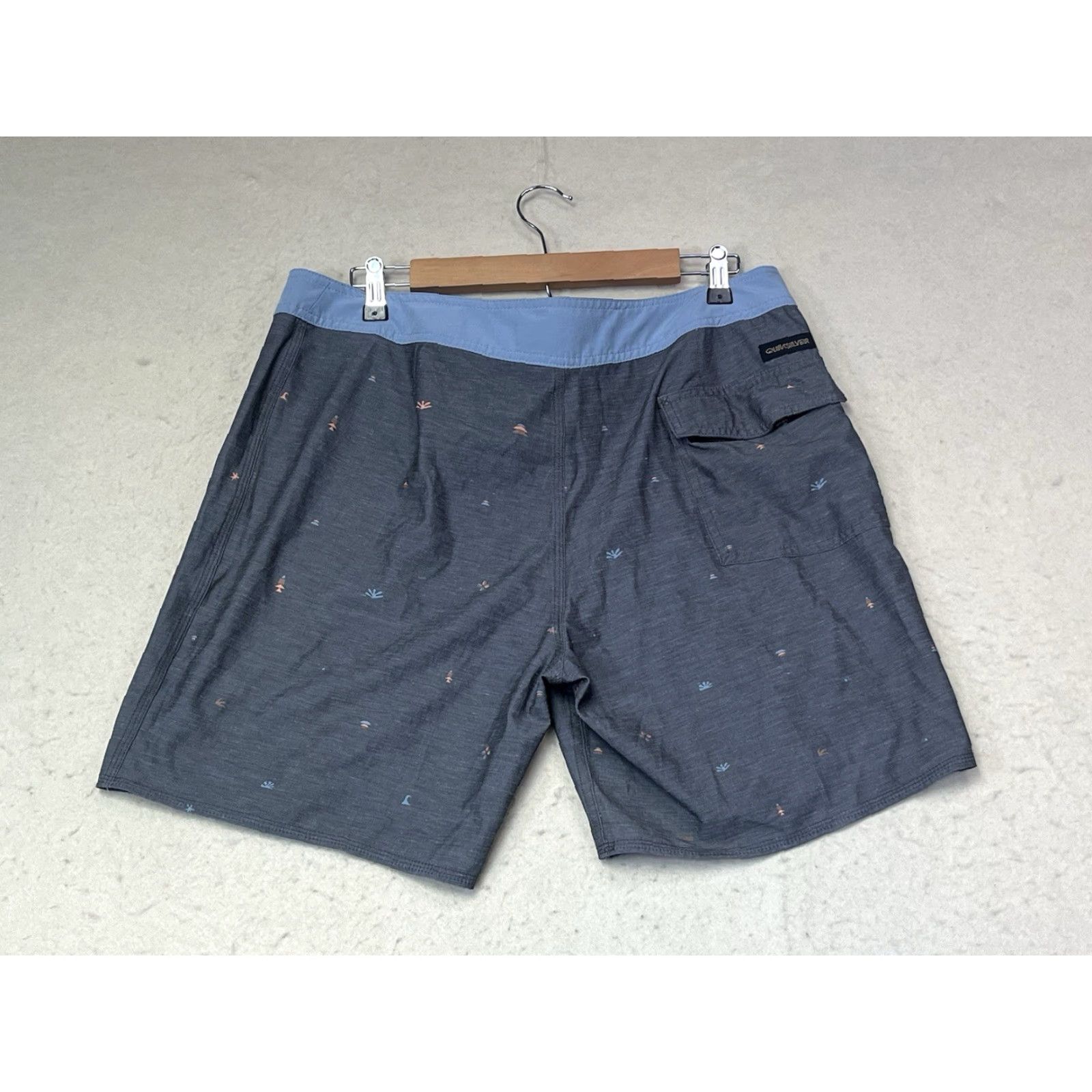 Quiksilver Quicksilver VTG Quicksilver Board Shorts Mens 34 Swim Trunks Surfer Blue Gray Multicolor Geometric Drawstring (Regular) Mens Size US 34 / EU 50 - 2 Thumbnail