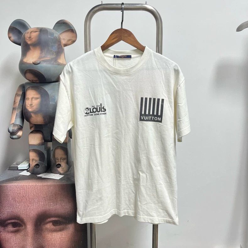 Louis Vuitton Piano short sleeve 2504-Nextarrow